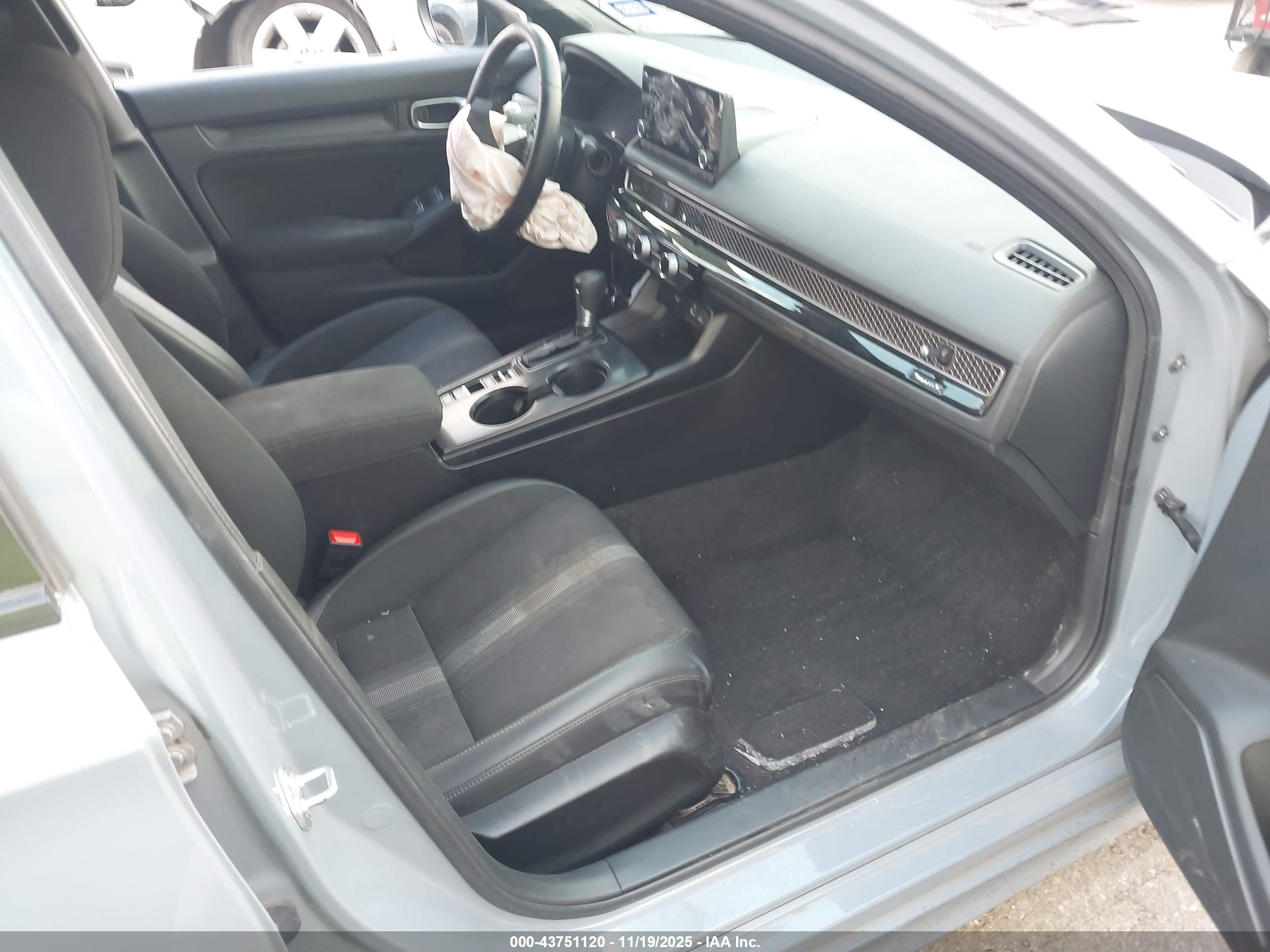 HONDA CIVIC image 5