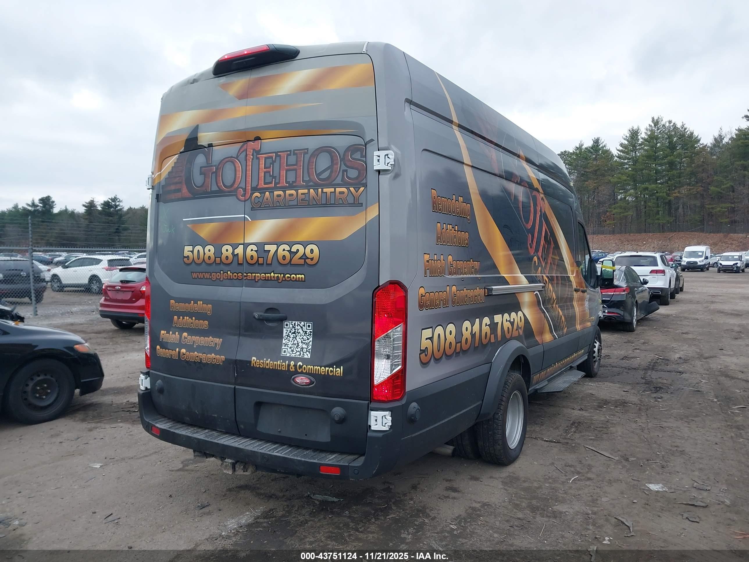 FORD TRANSIT-350 image 4