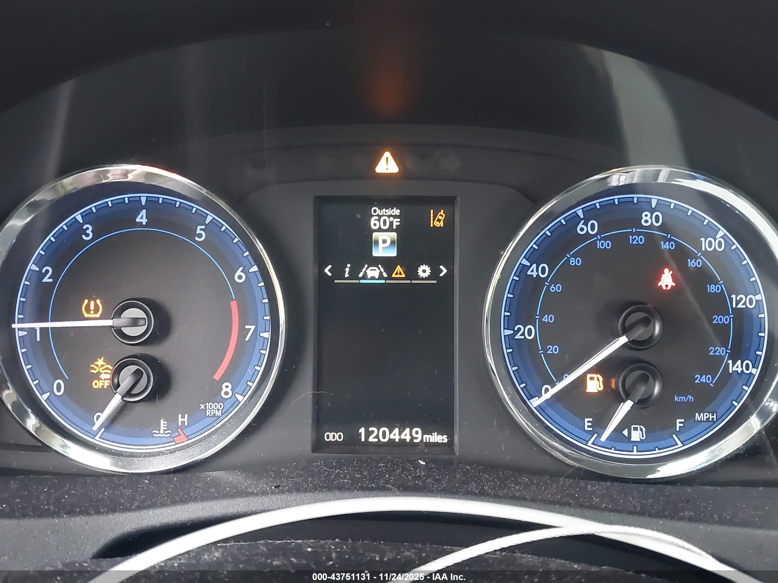 TOYOTA COROLLA image 7