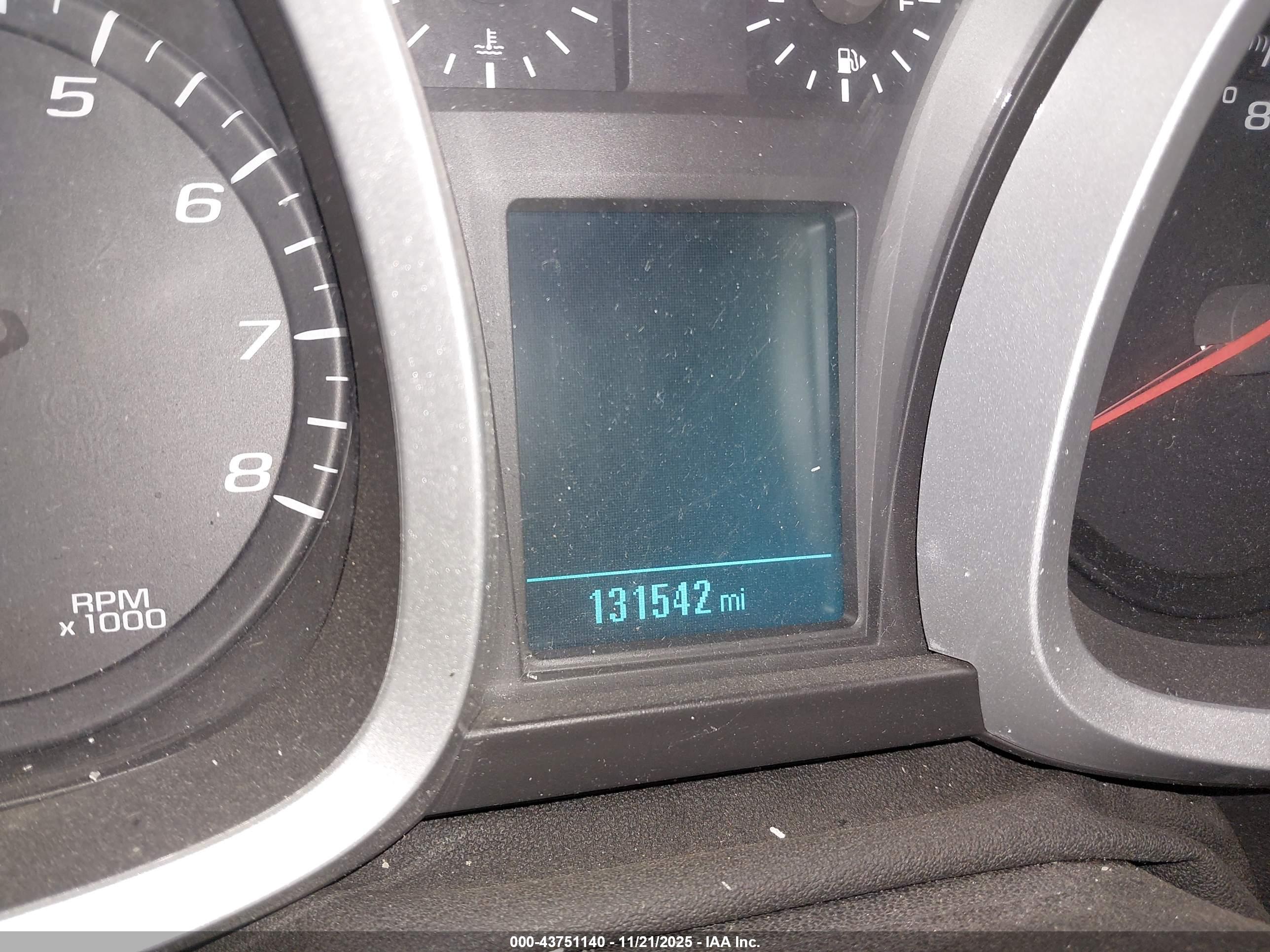 CHEVROLET EQUINOX image 7
