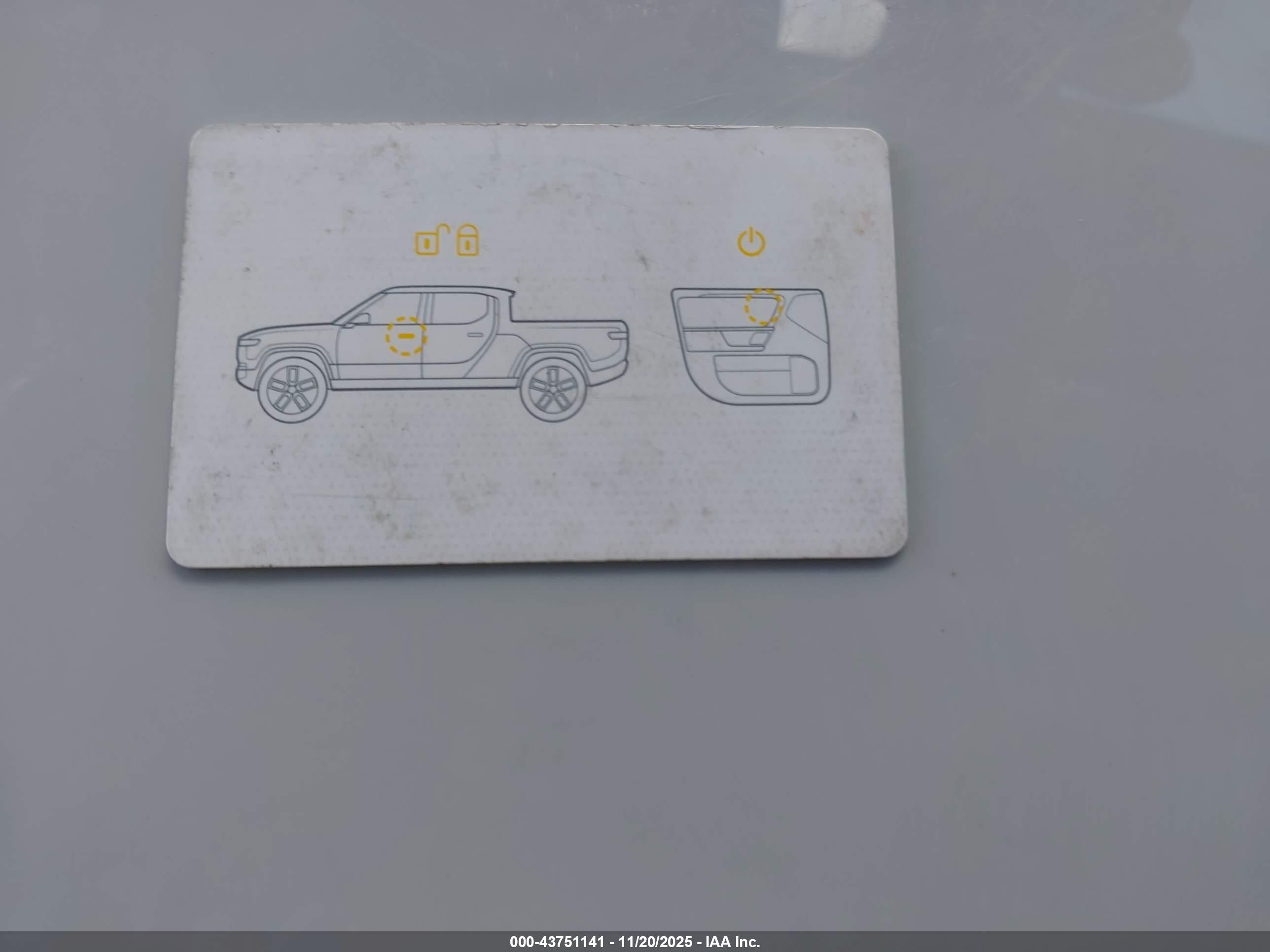 RIVIAN R1T image 11