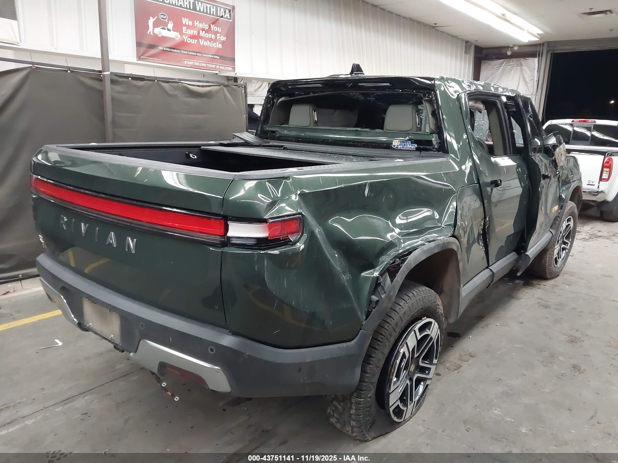 RIVIAN R1T image 4