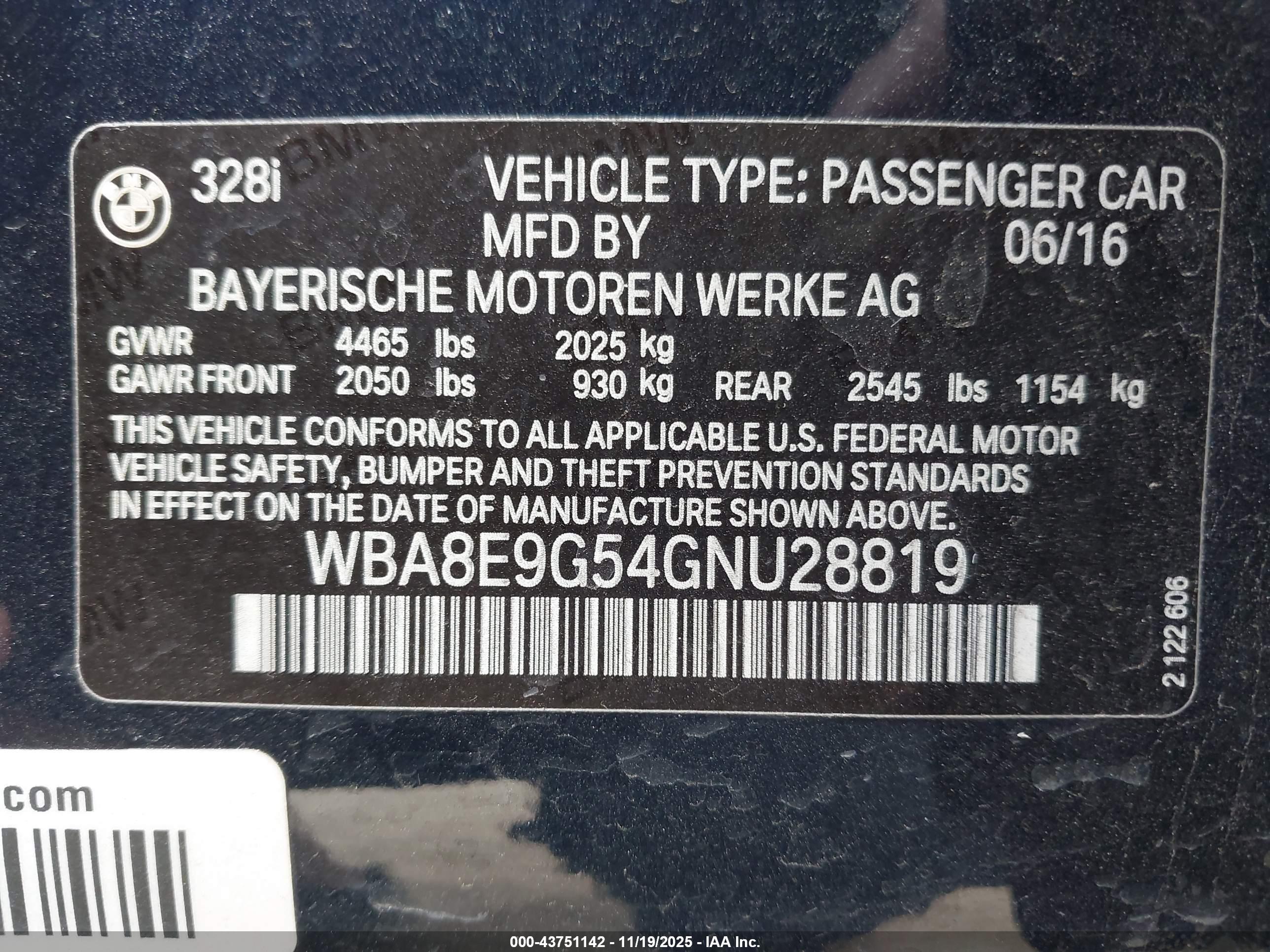 BMW 328I image 9