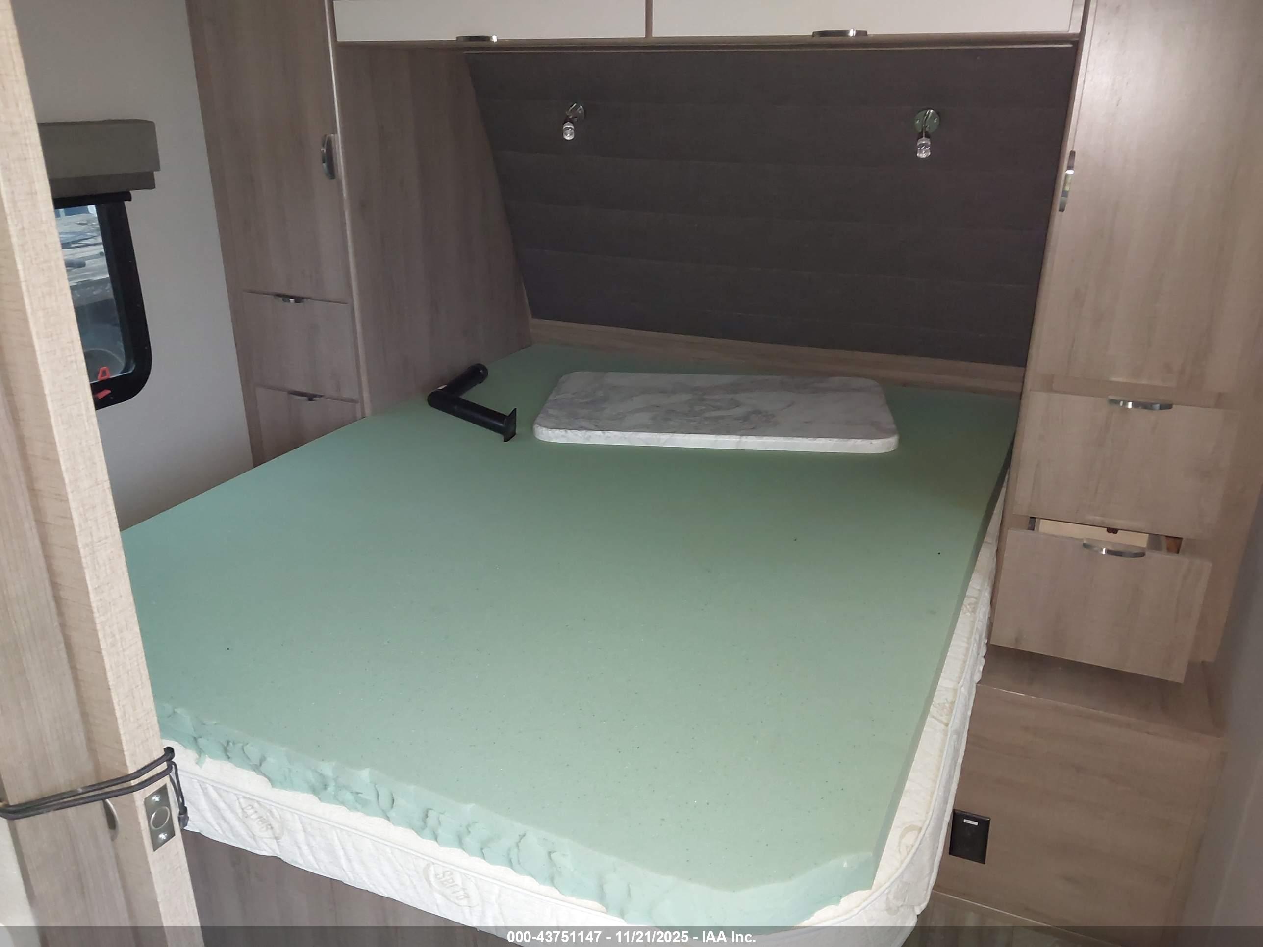 GRAND DESIGN image 8