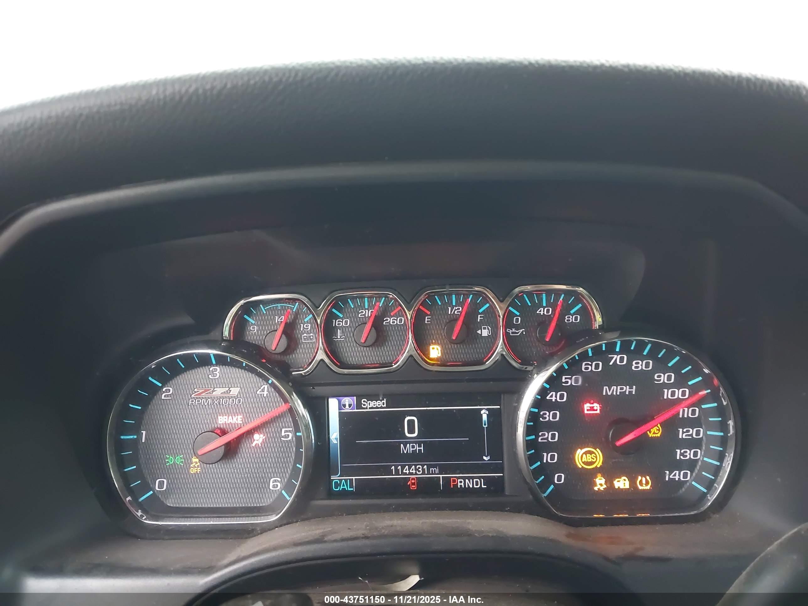 CHEVROLET SILVERADO image 7