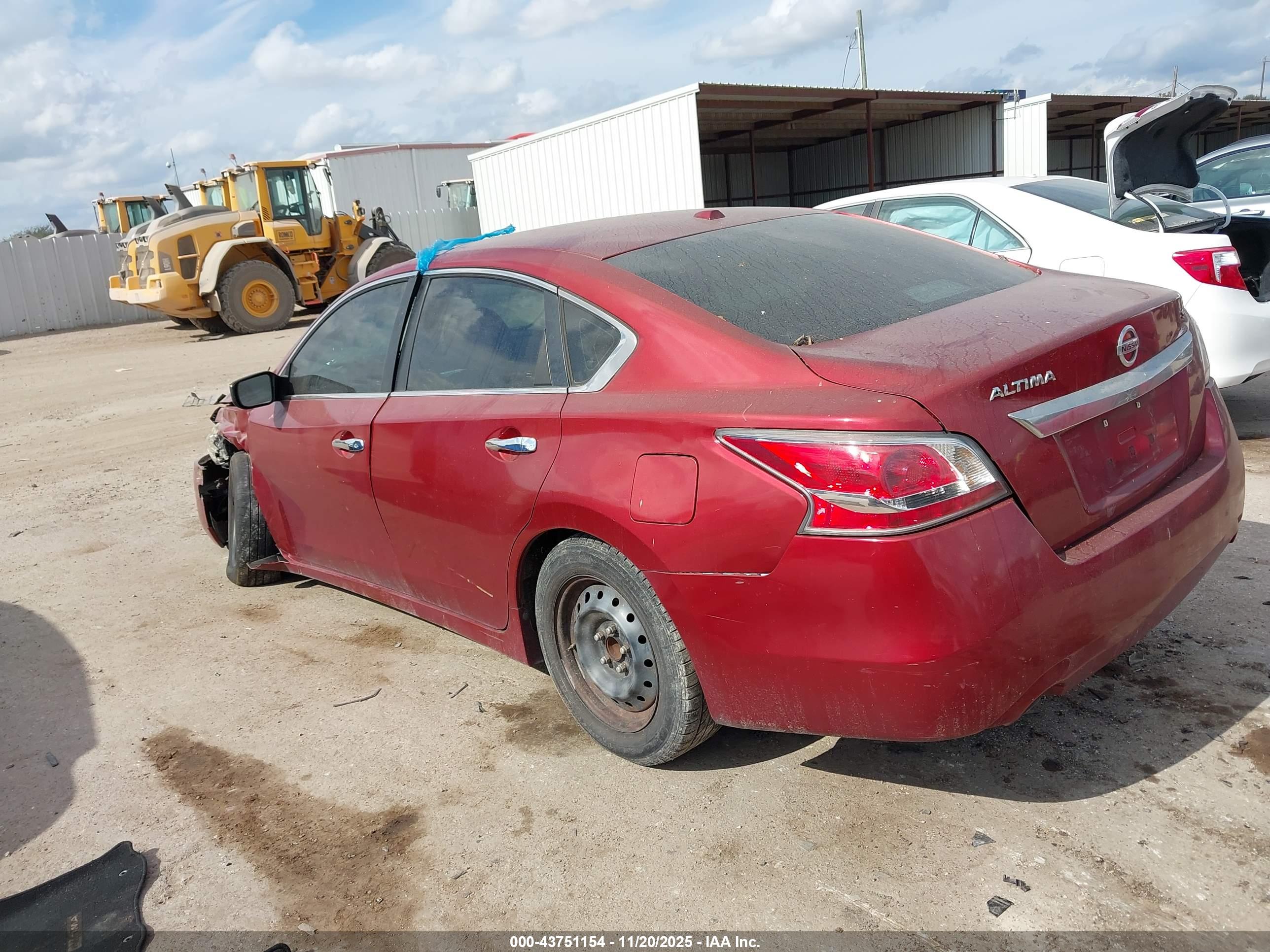 NISSAN ALTIMA image 3