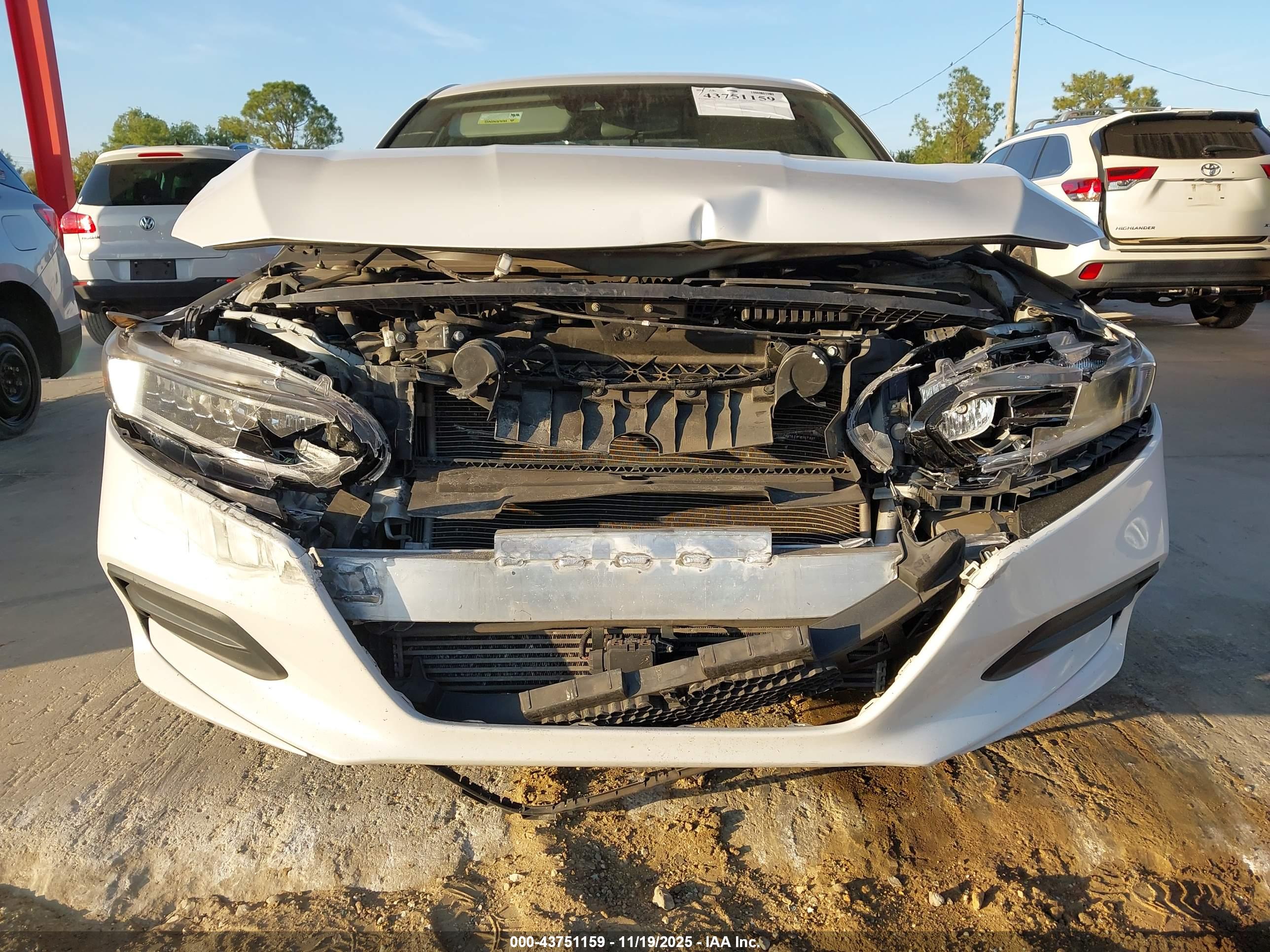 HONDA ACCORD image 6