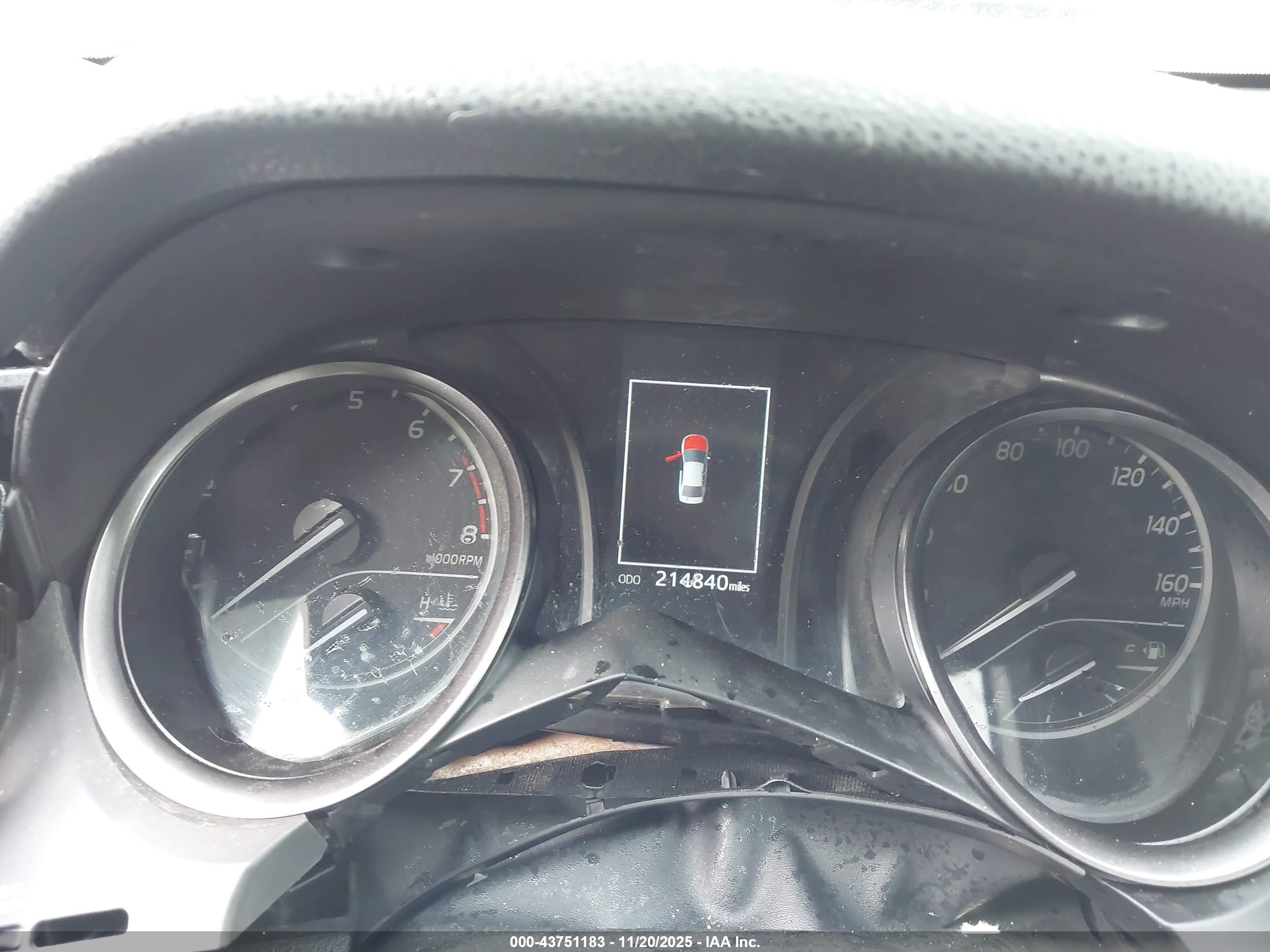 TOYOTA CAMRY image 7