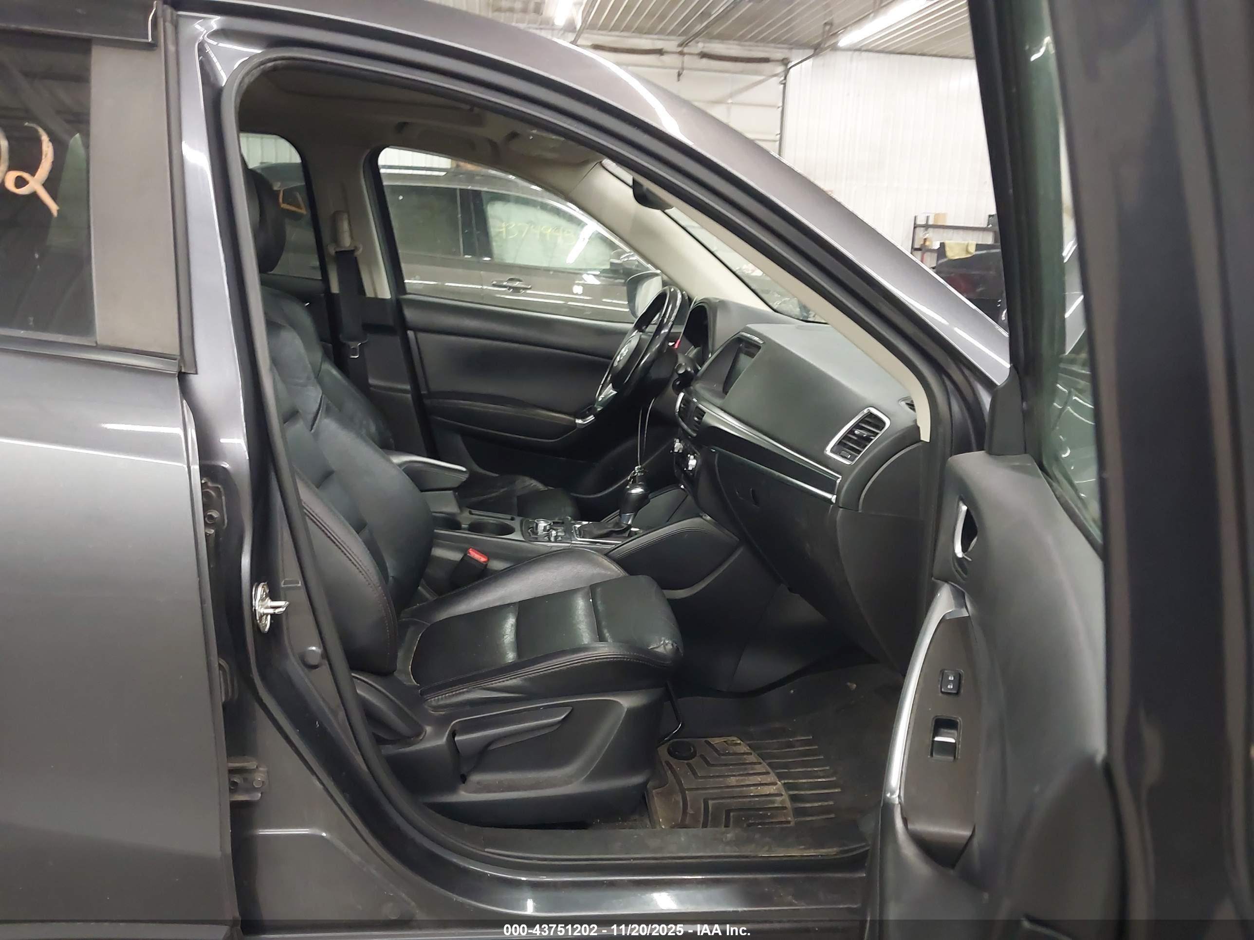 MAZDA CX-5 image 5