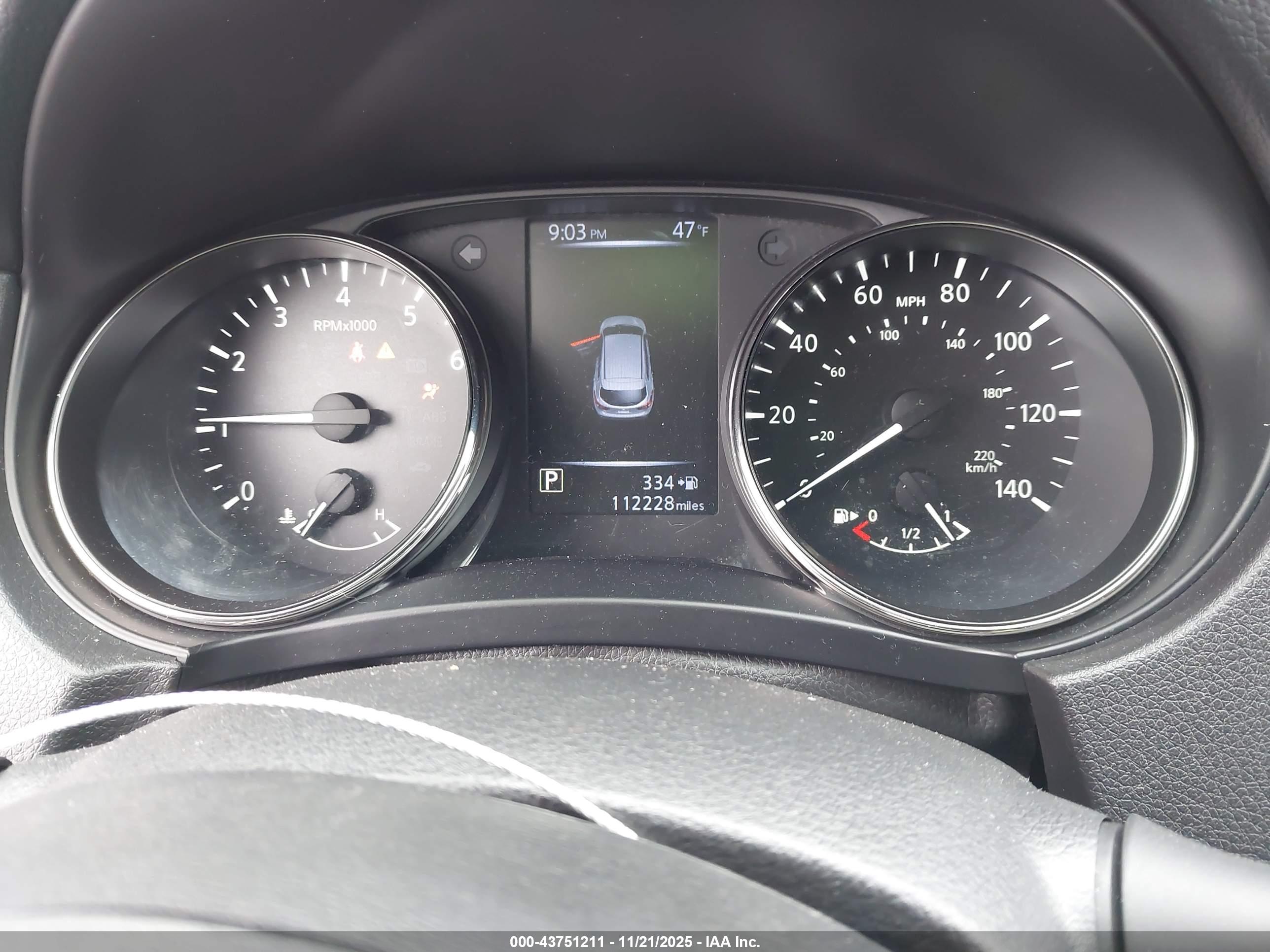 NISSAN ROGUE image 7