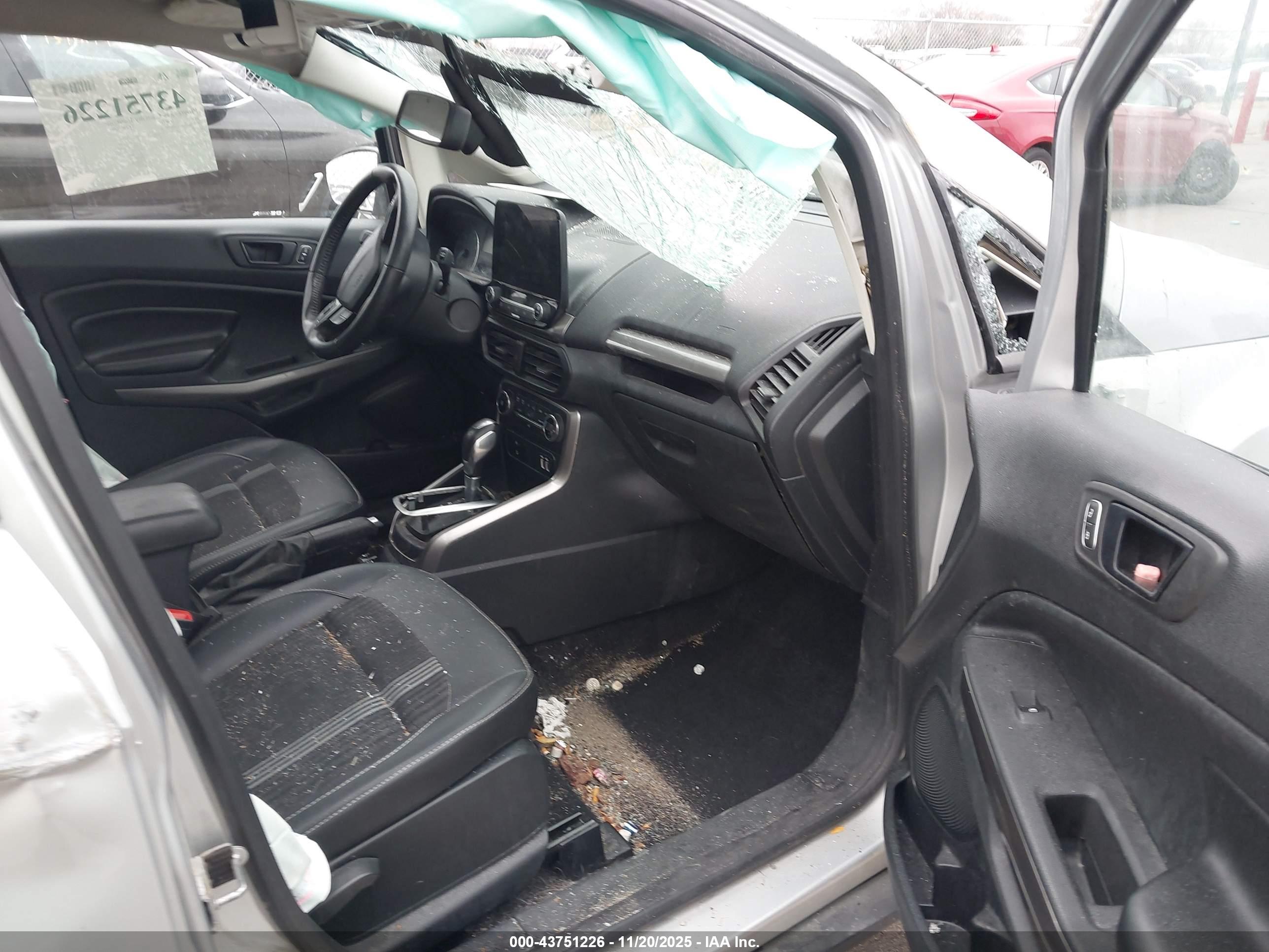 FORD ECOSPORT image 5