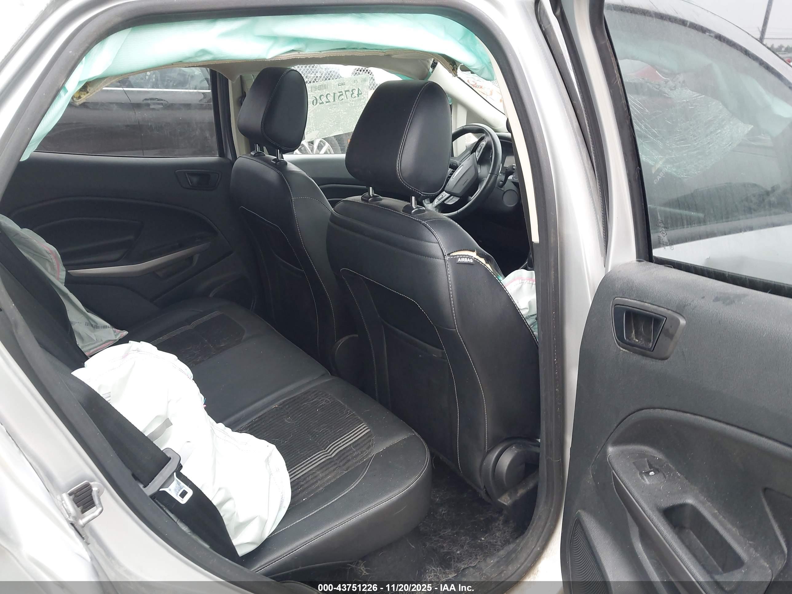 FORD ECOSPORT image 8