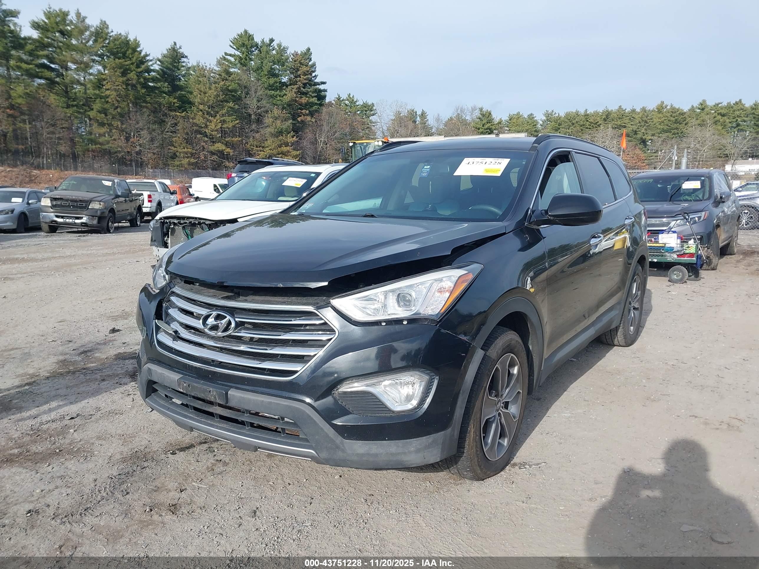 HYUNDAI SANTA image 2