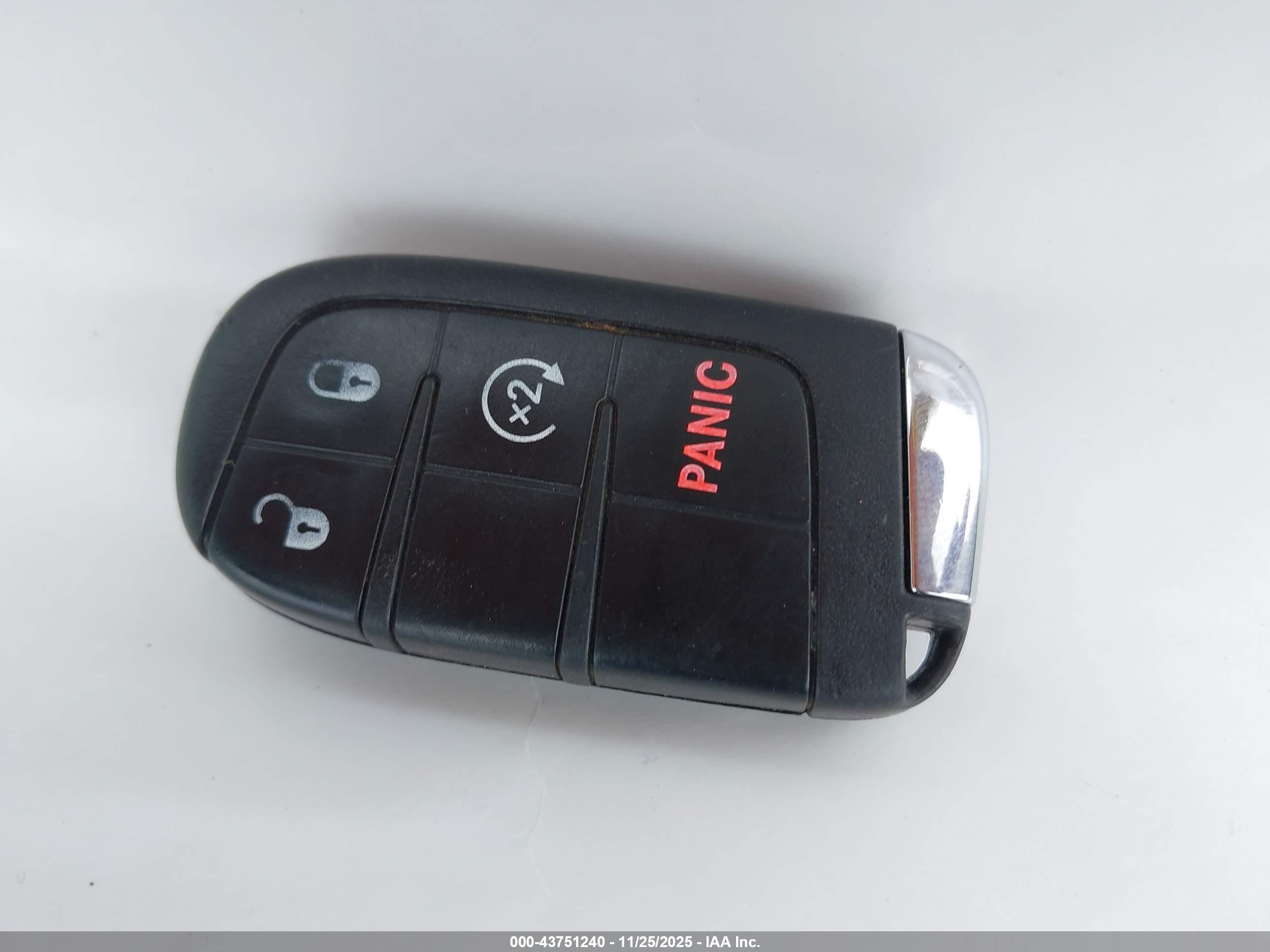 JEEP RENEGADE image 11