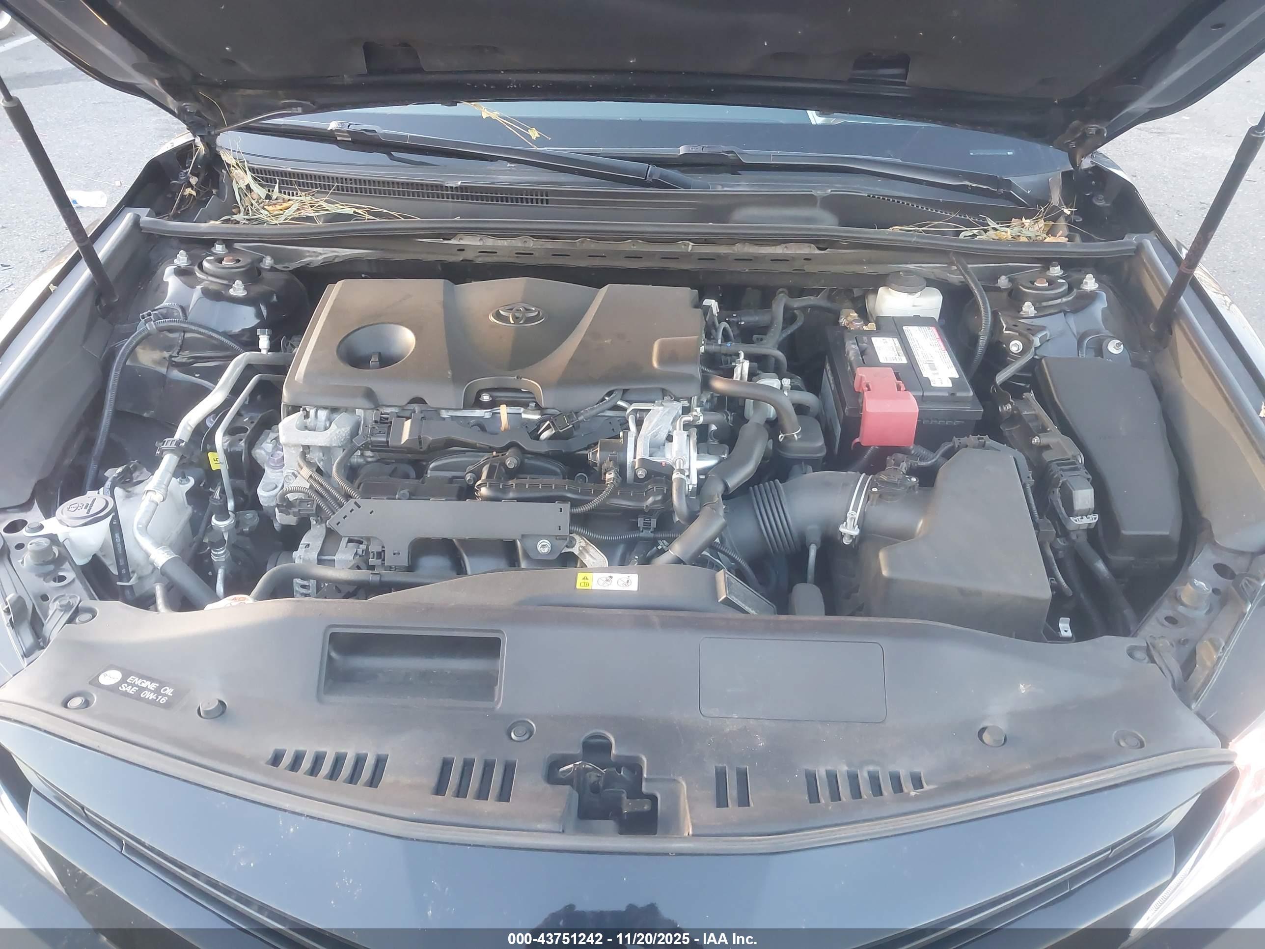 TOYOTA CAMRY image 10