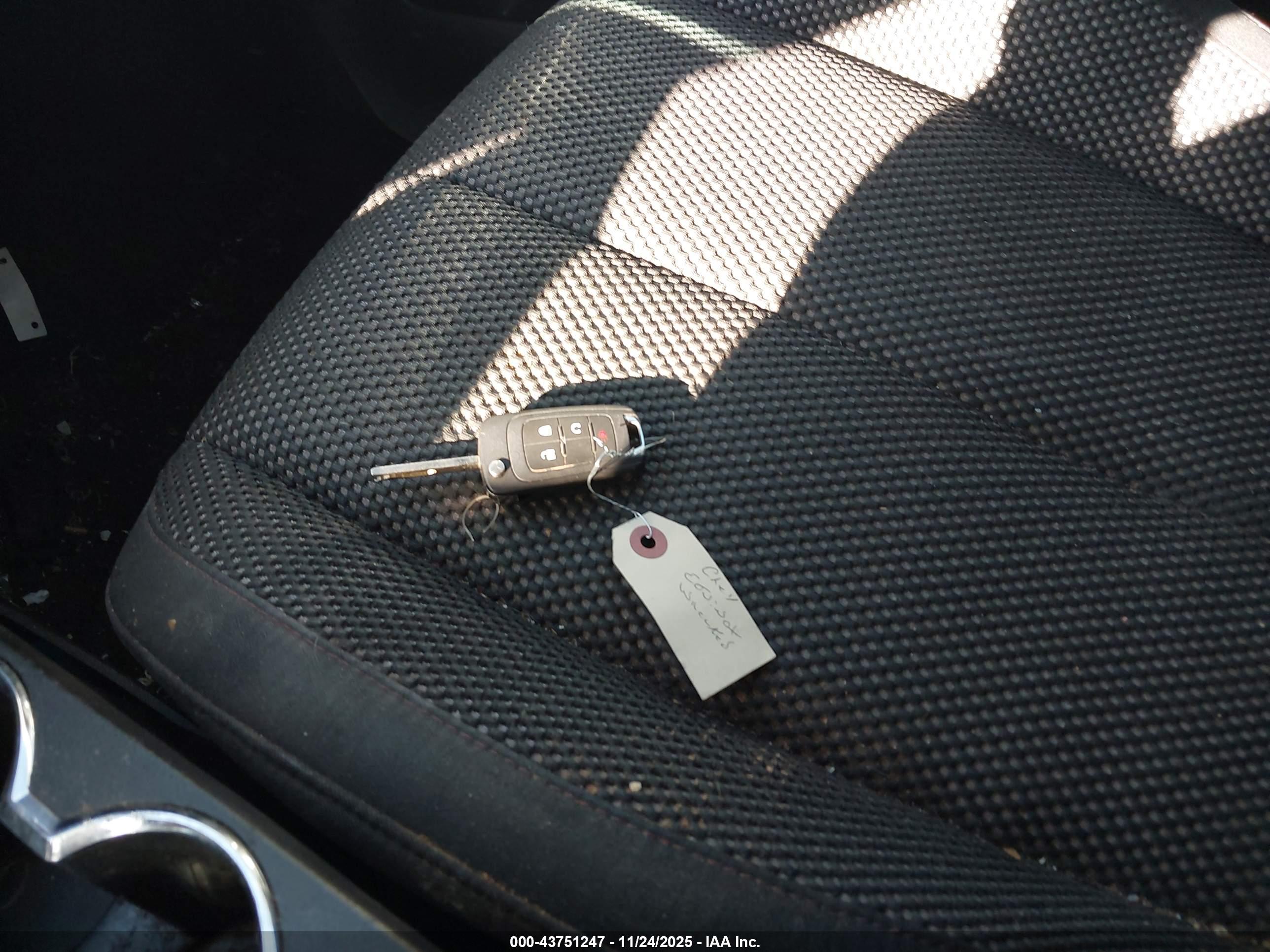 CHEVROLET EQUINOX image 11