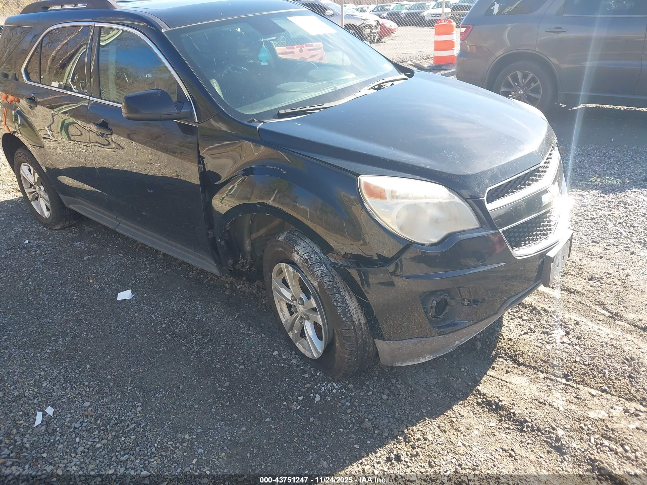 CHEVROLET EQUINOX image 6