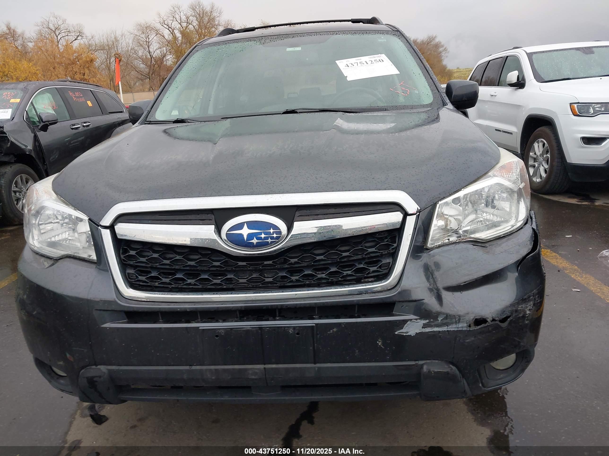 SUBARU FORESTER image 6