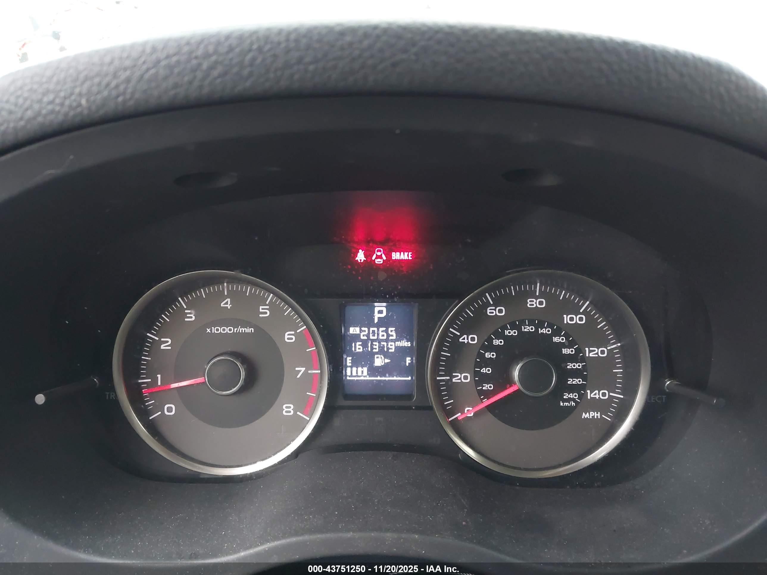 SUBARU FORESTER image 7