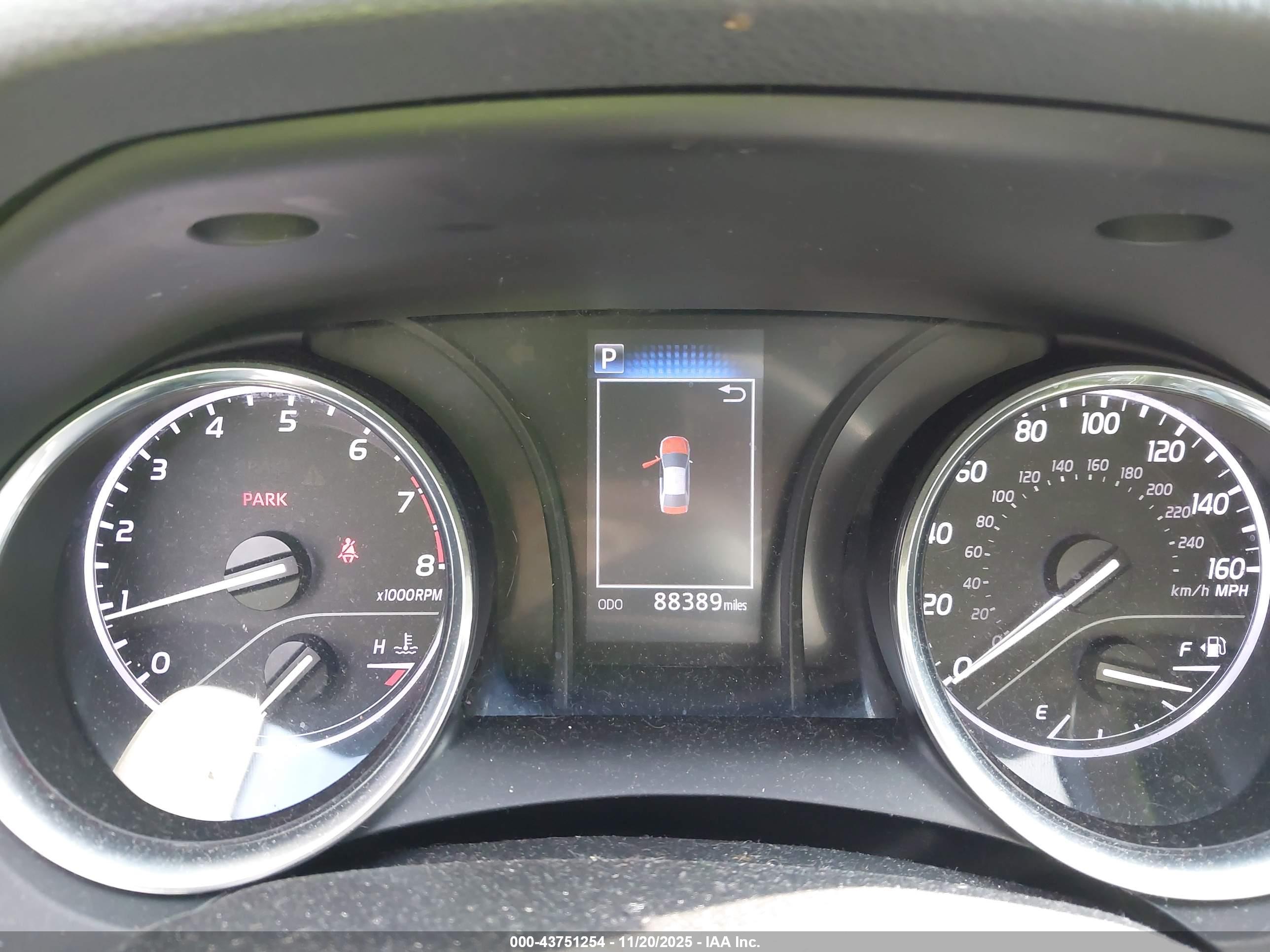 TOYOTA CAMRY image 7