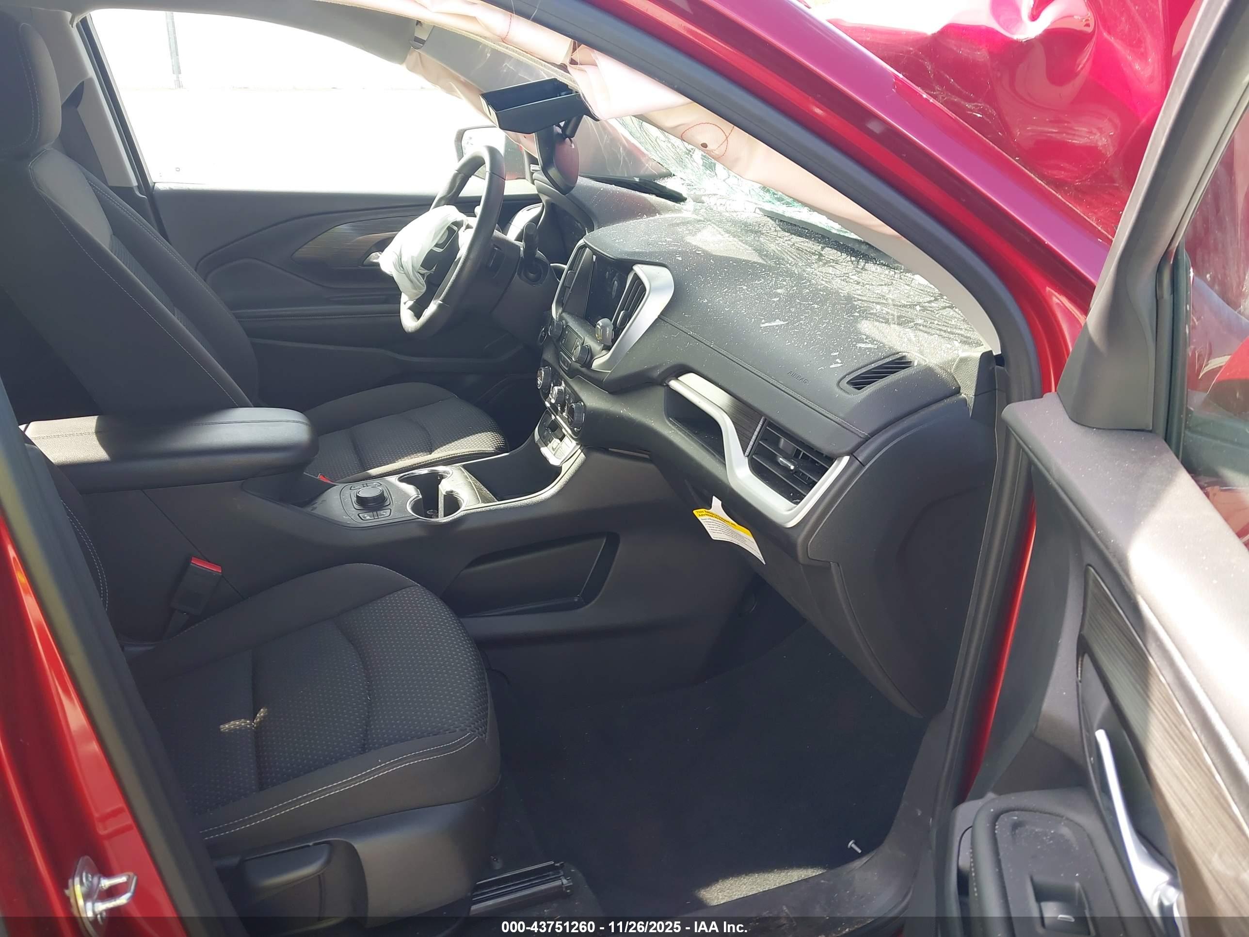 GMC TERRAIN image 5