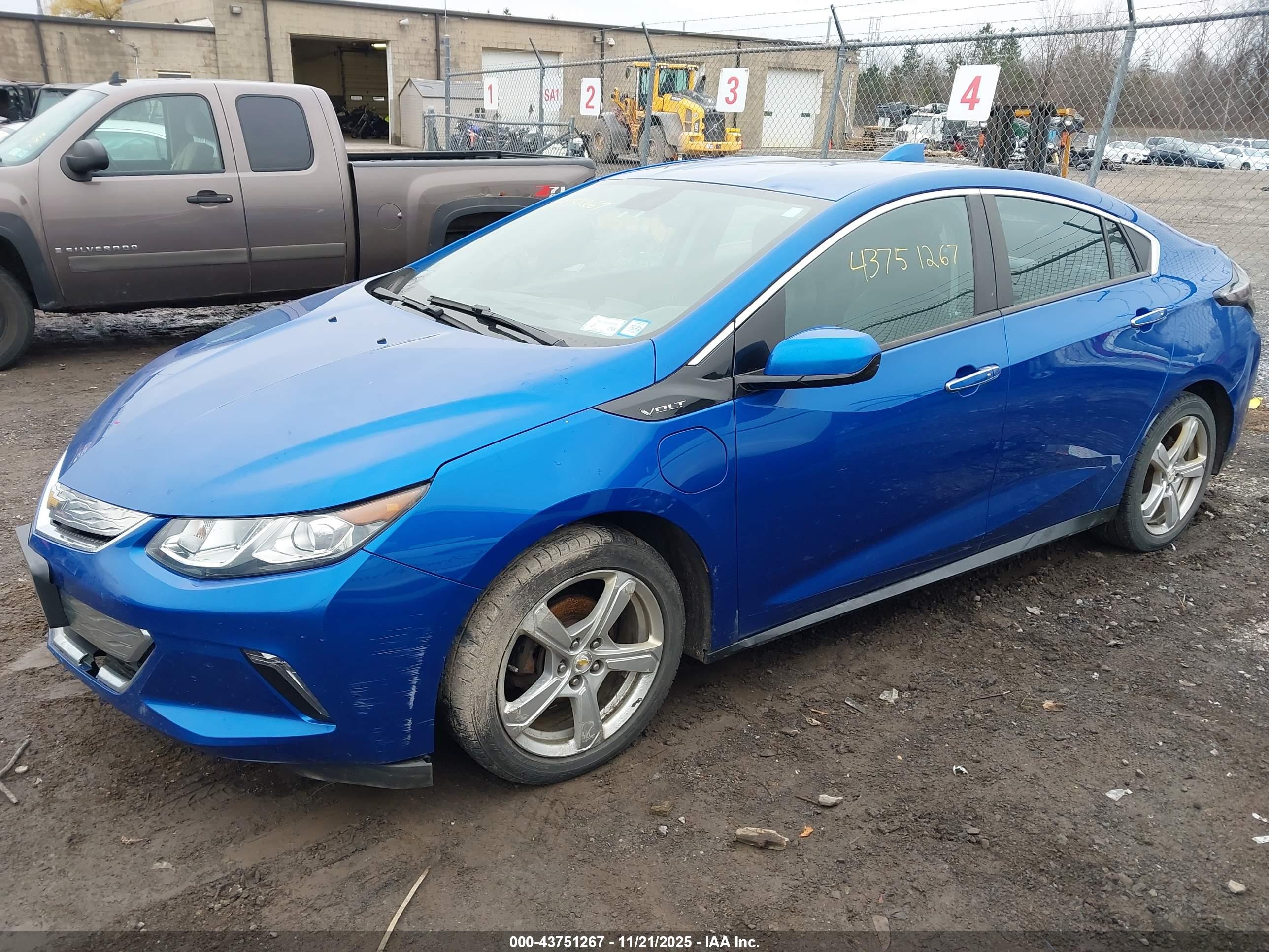 CHEVROLET VOLT image 2