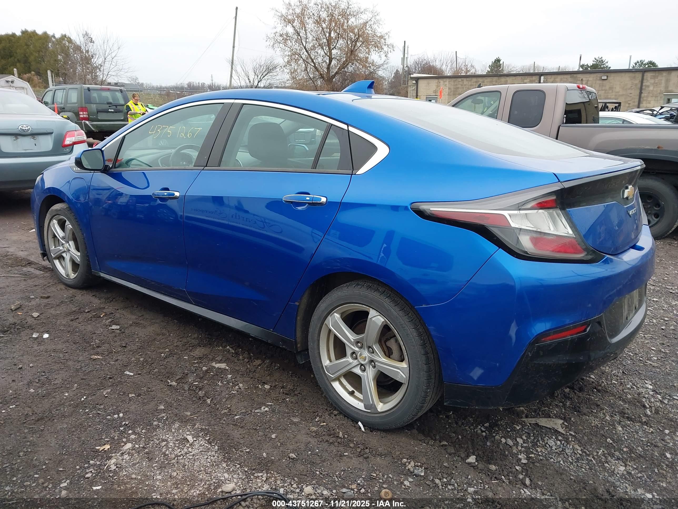 CHEVROLET VOLT image 3