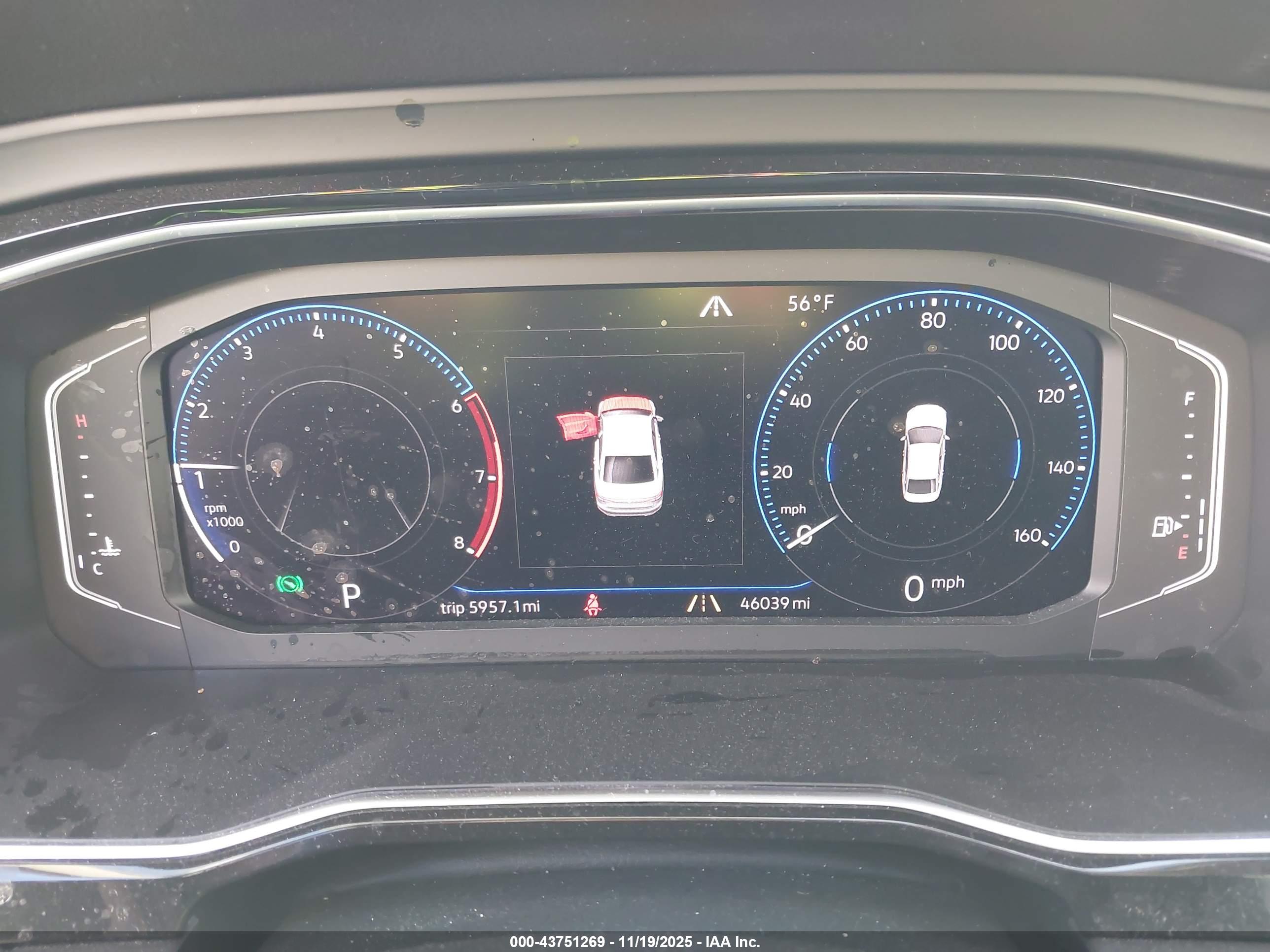 VOLKSWAGEN JETTA image 7