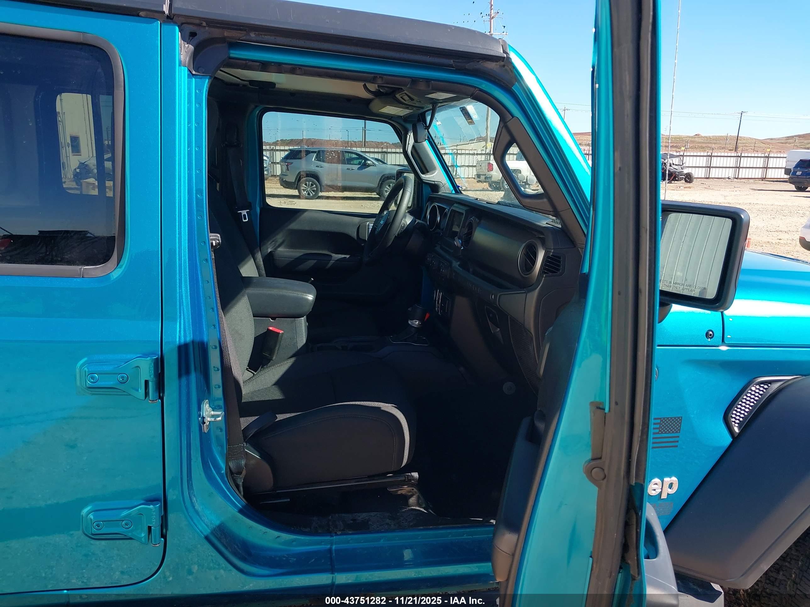 JEEP WRANGLER image 5