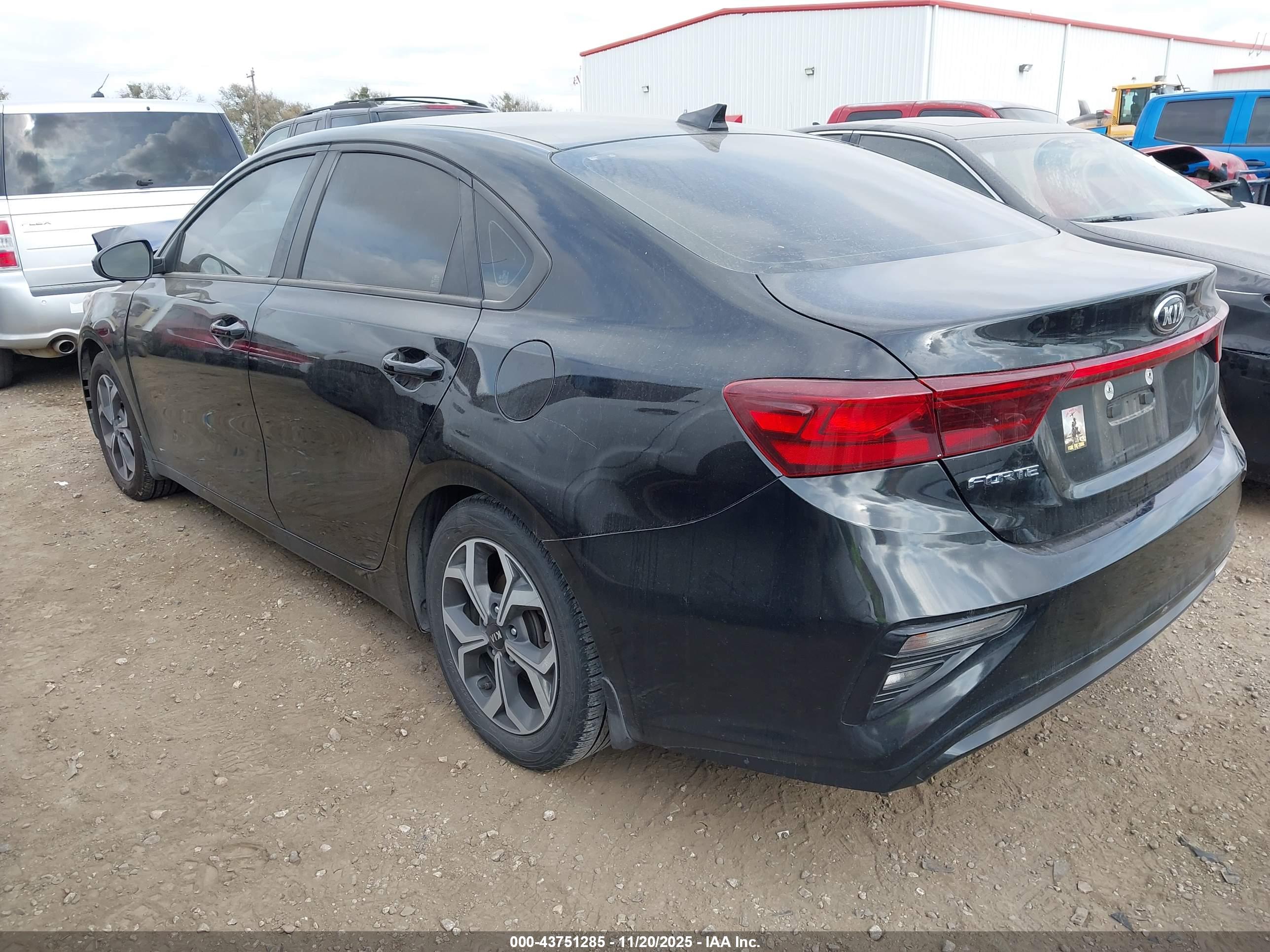 KIA FORTE image 3