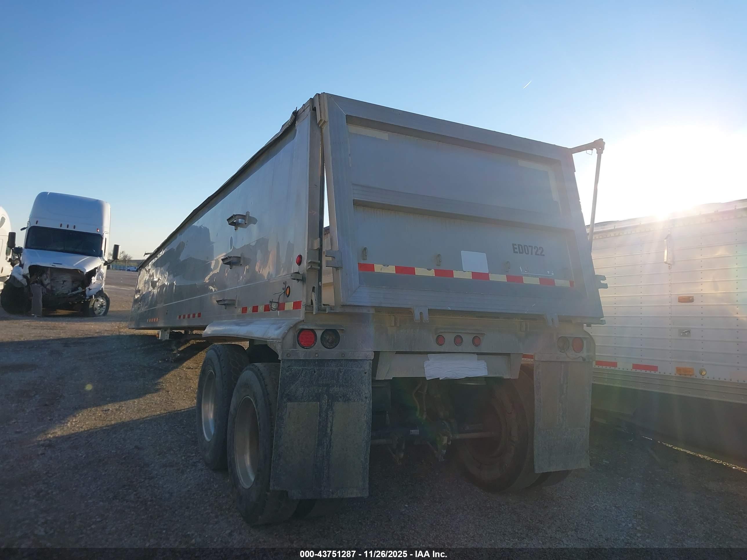 VANTAGE DUMP image 3