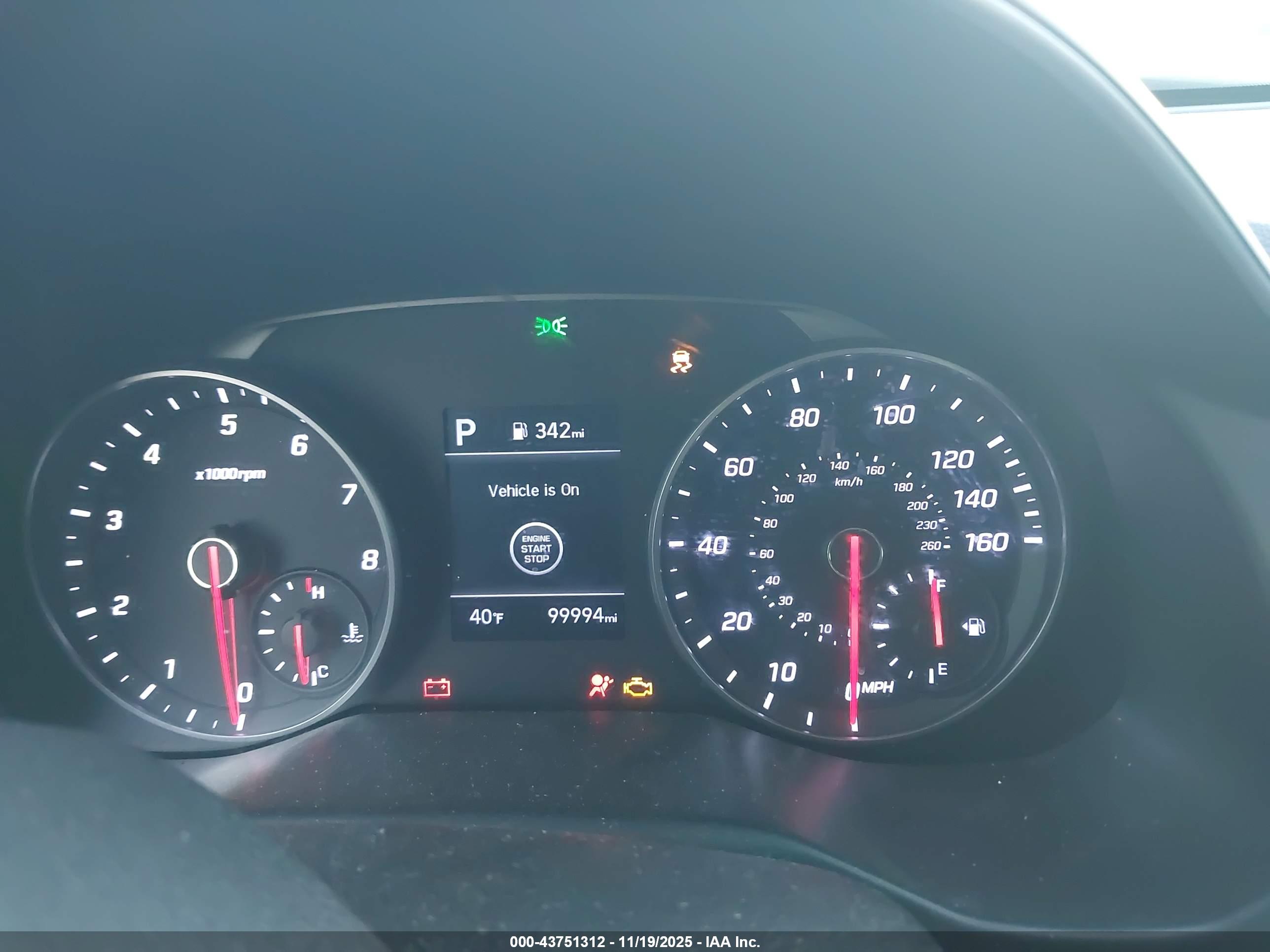 HYUNDAI ELANTRA image 7