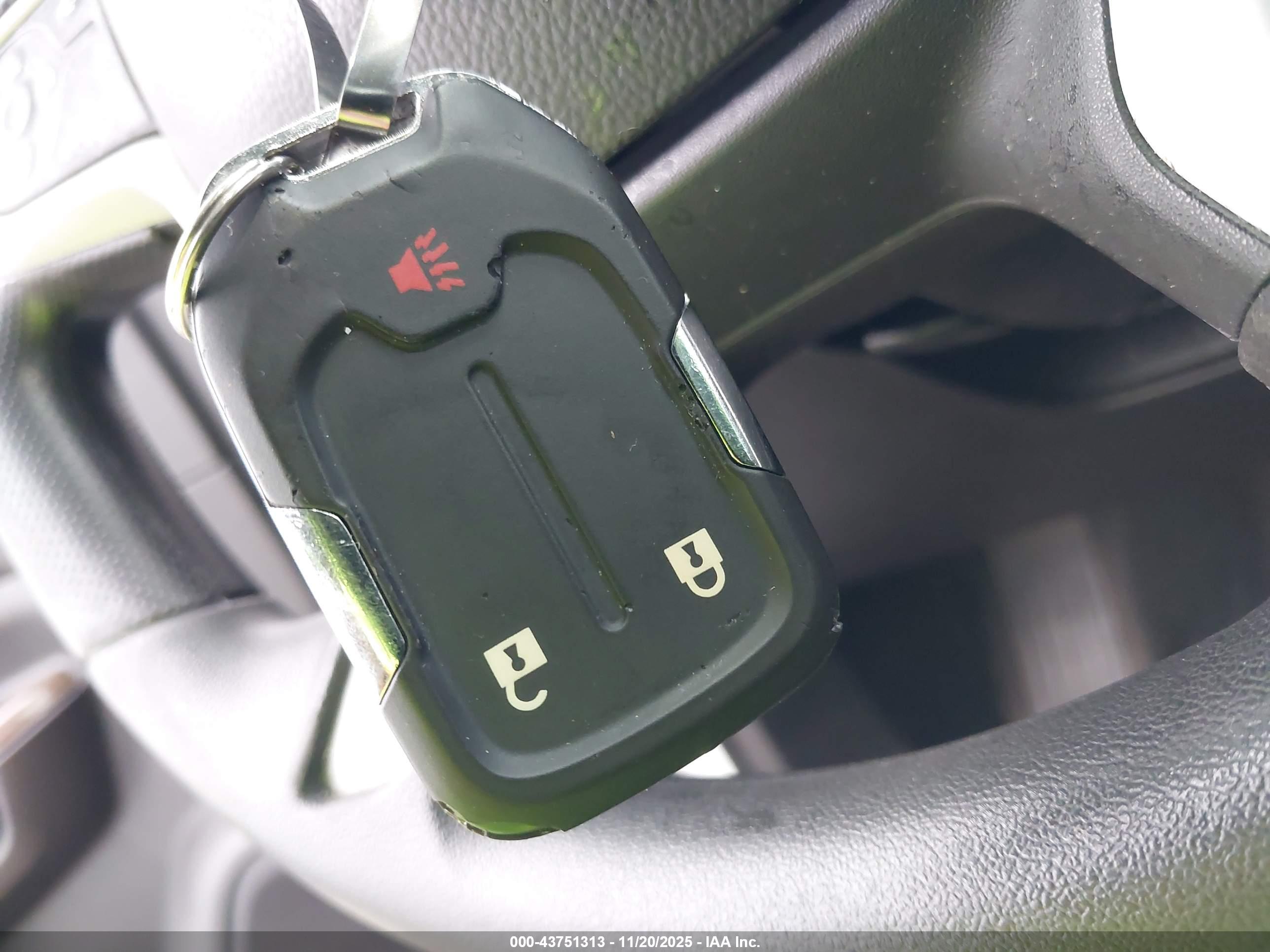 GMC ACADIA image 11
