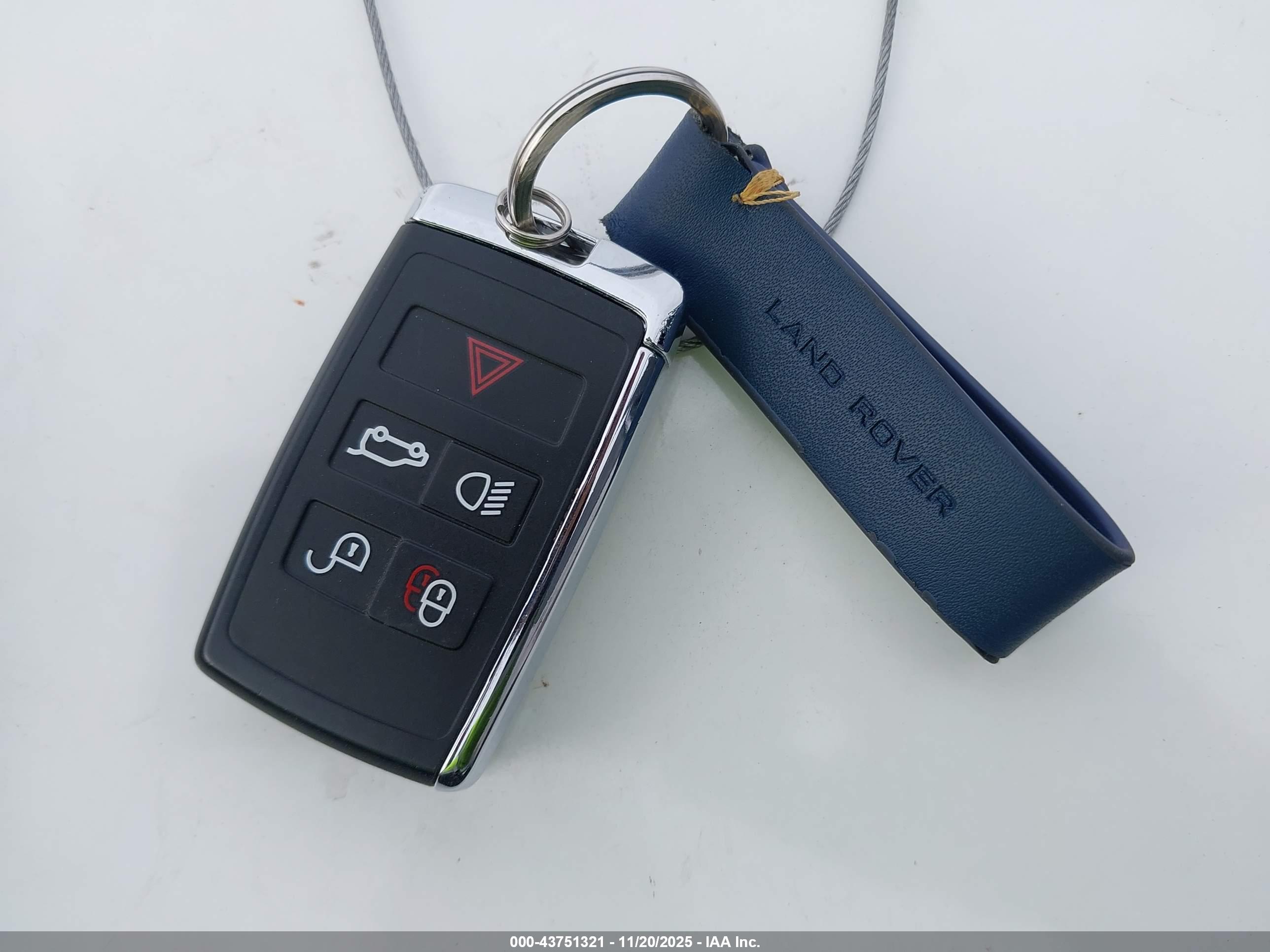 LAND ROVER image 11