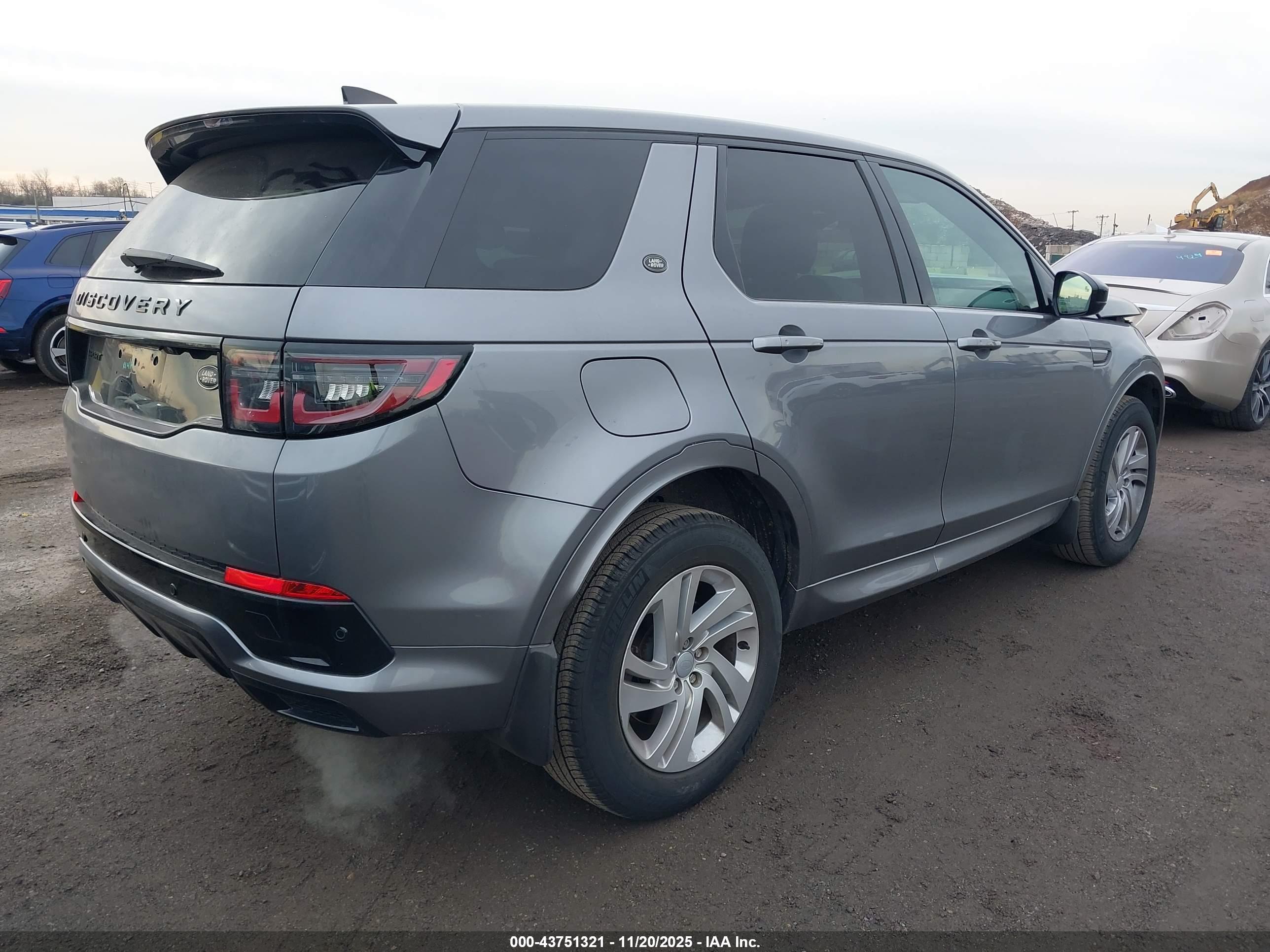 LAND ROVER image 4