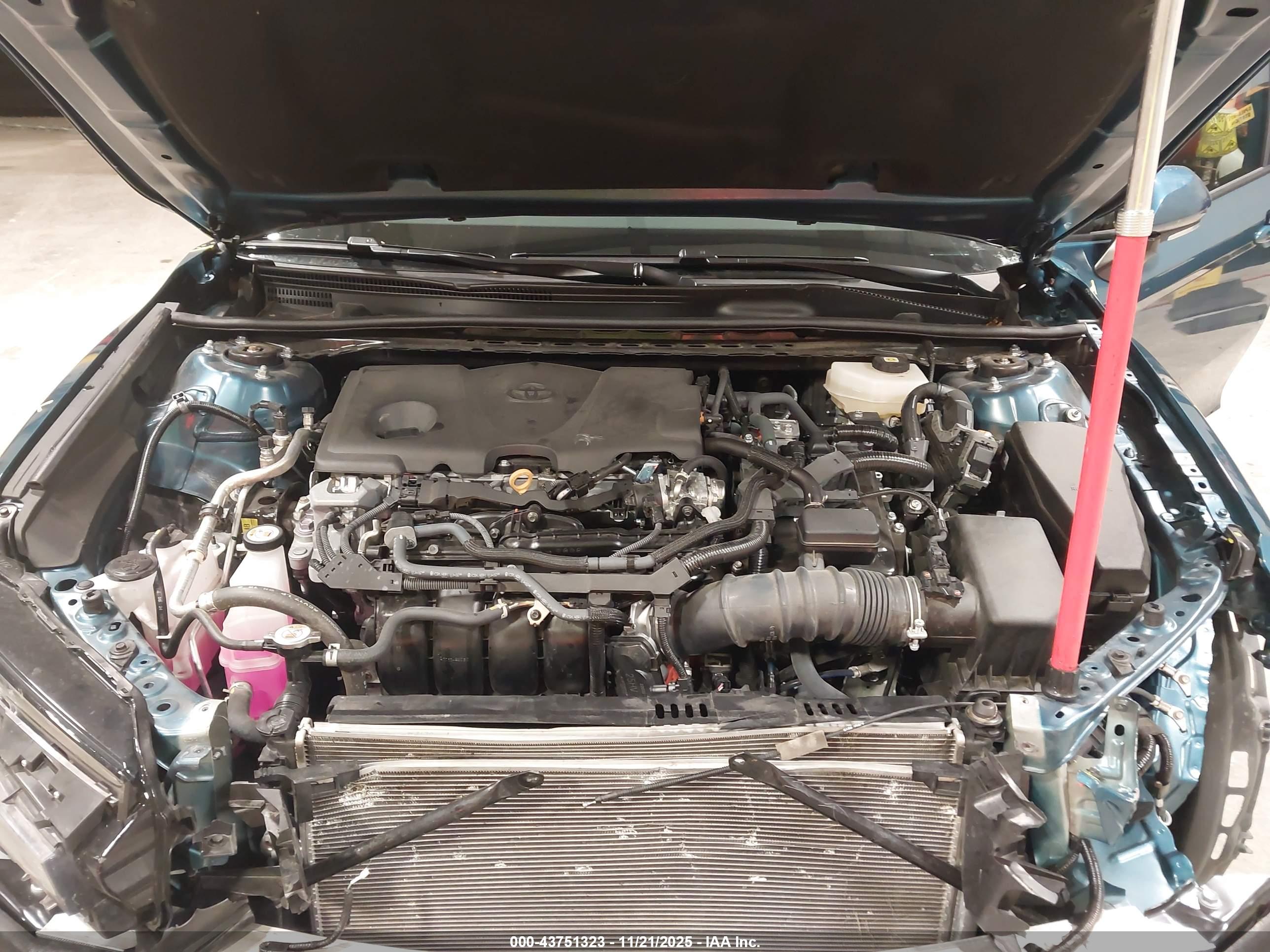 TOYOTA CAMRY image 10