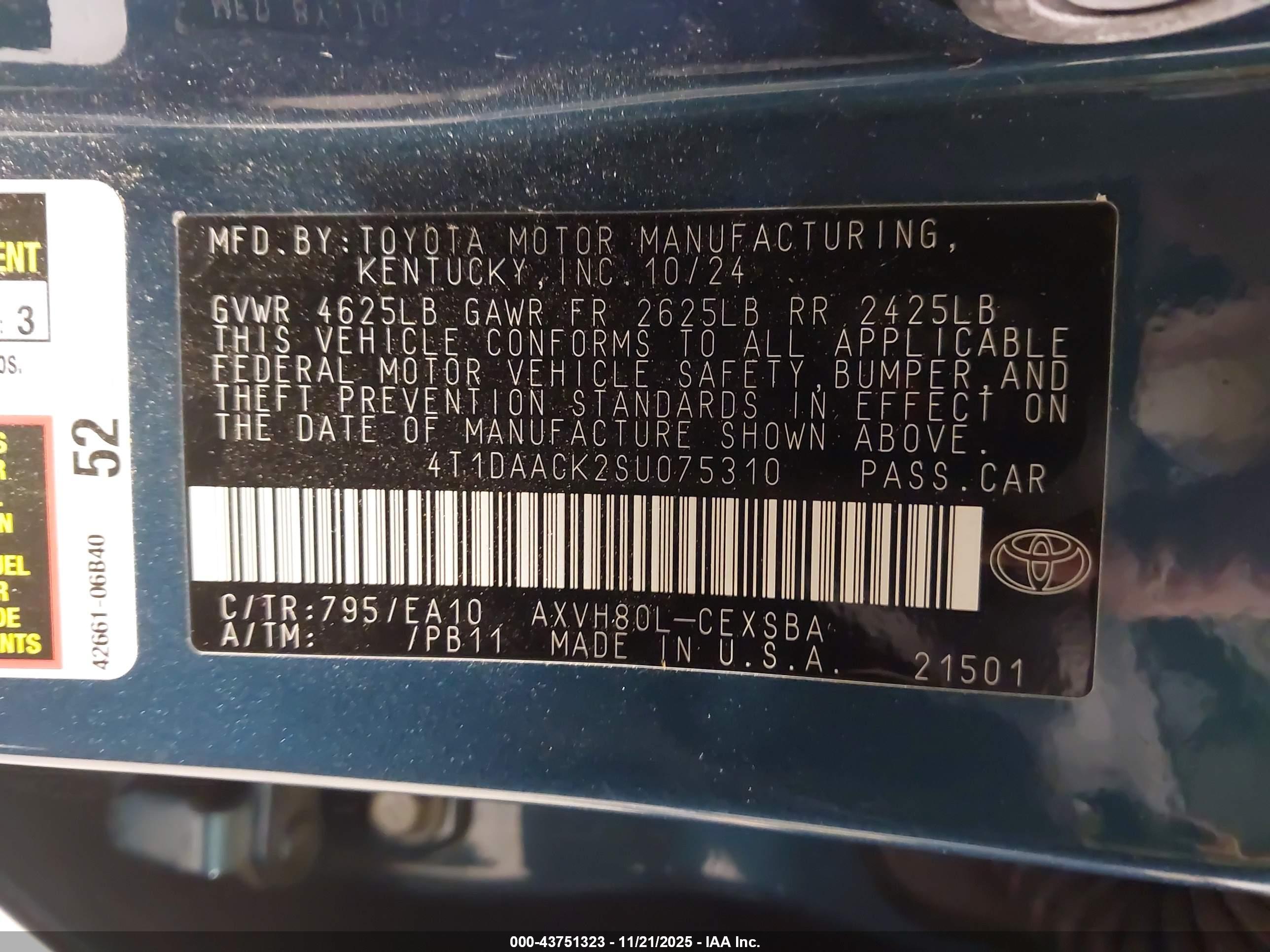 TOYOTA CAMRY image 9