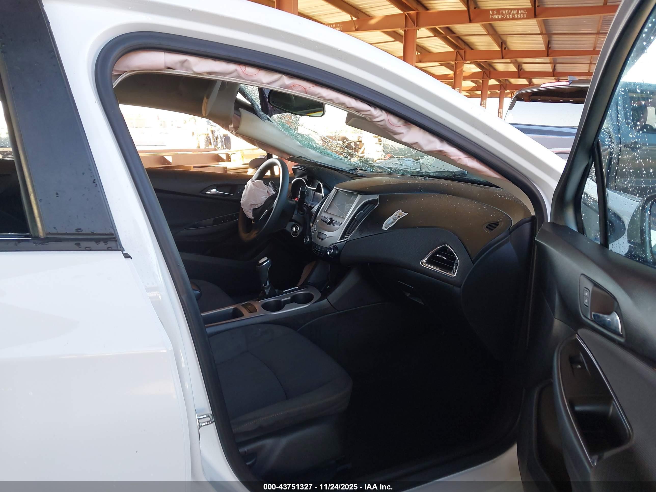 CHEVROLET CRUZE image 5