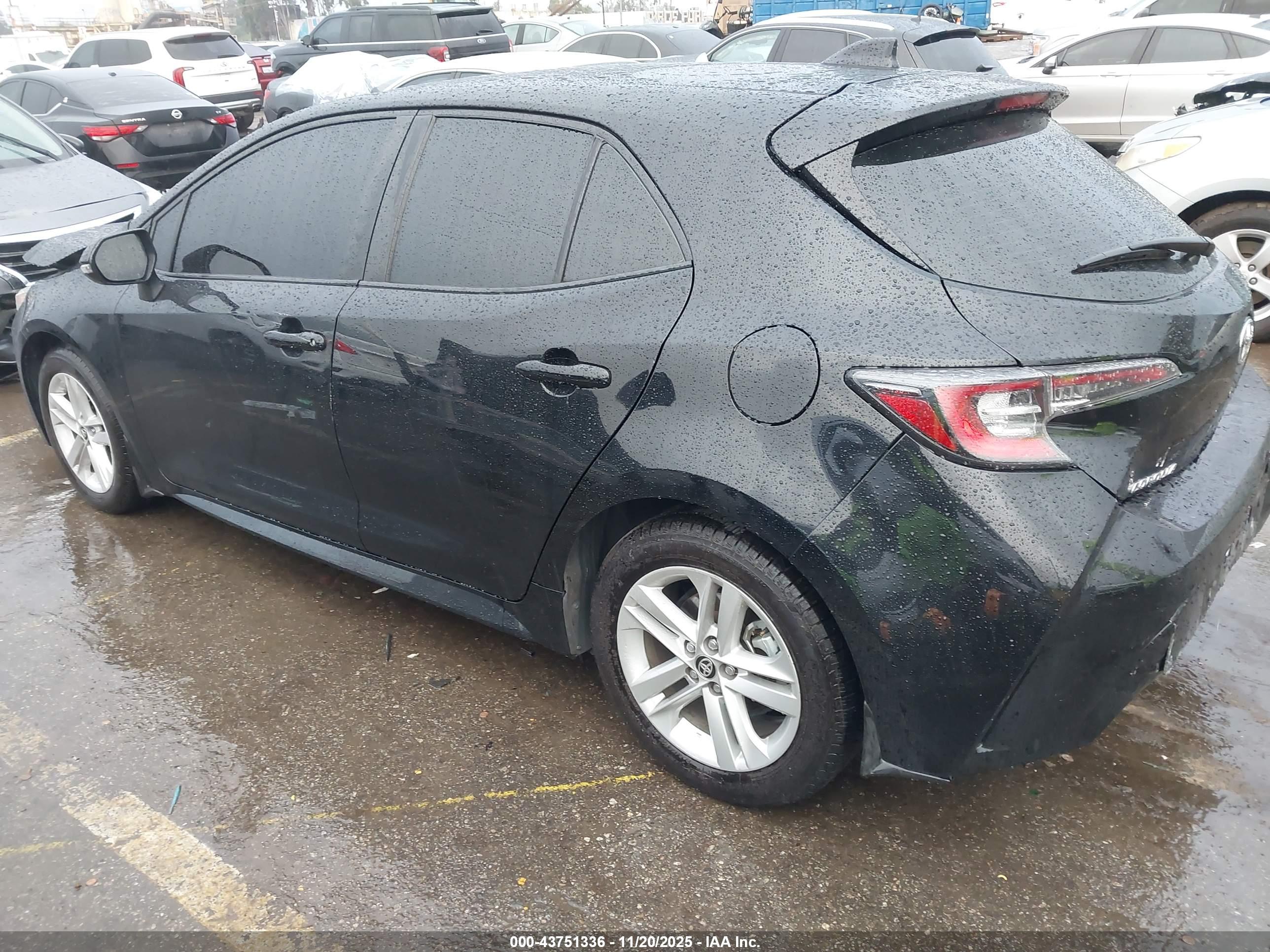 TOYOTA COROLLA image 3
