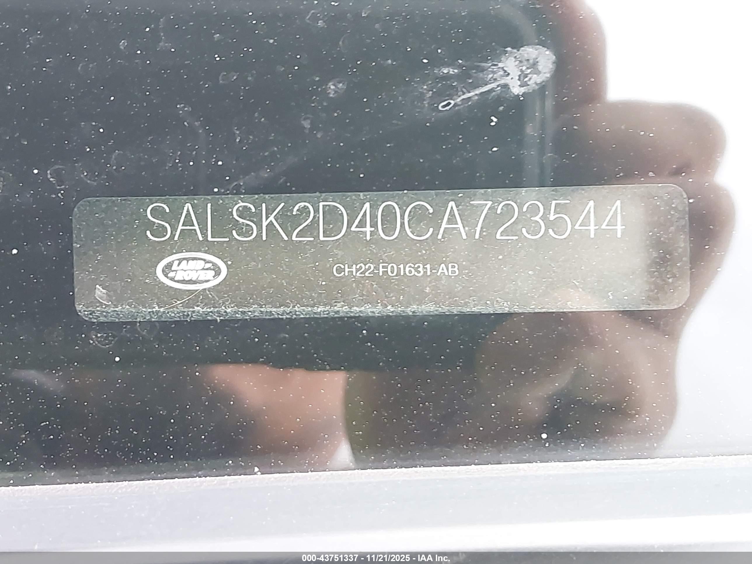 LAND ROVER image 9