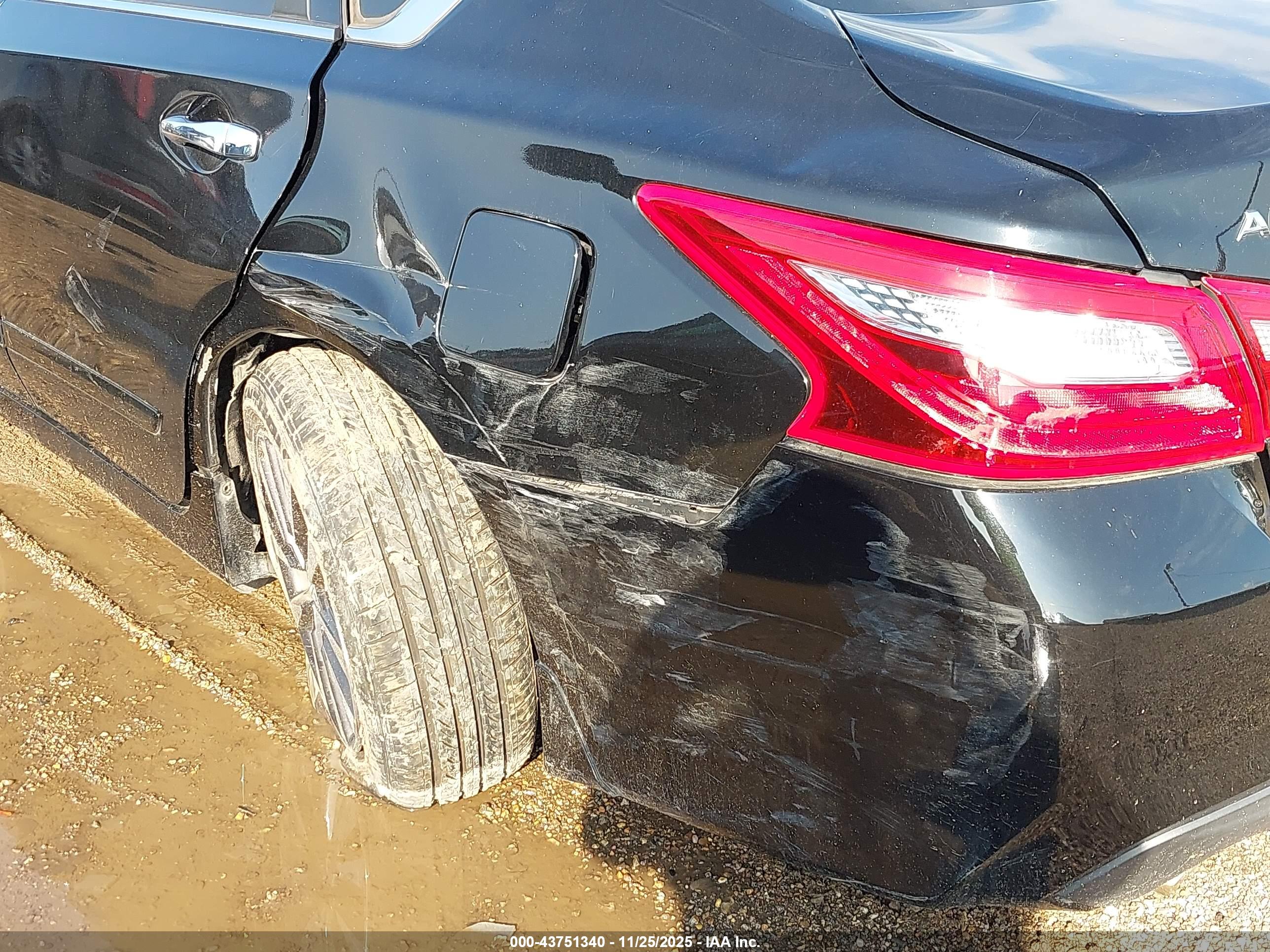 NISSAN ALTIMA image 6
