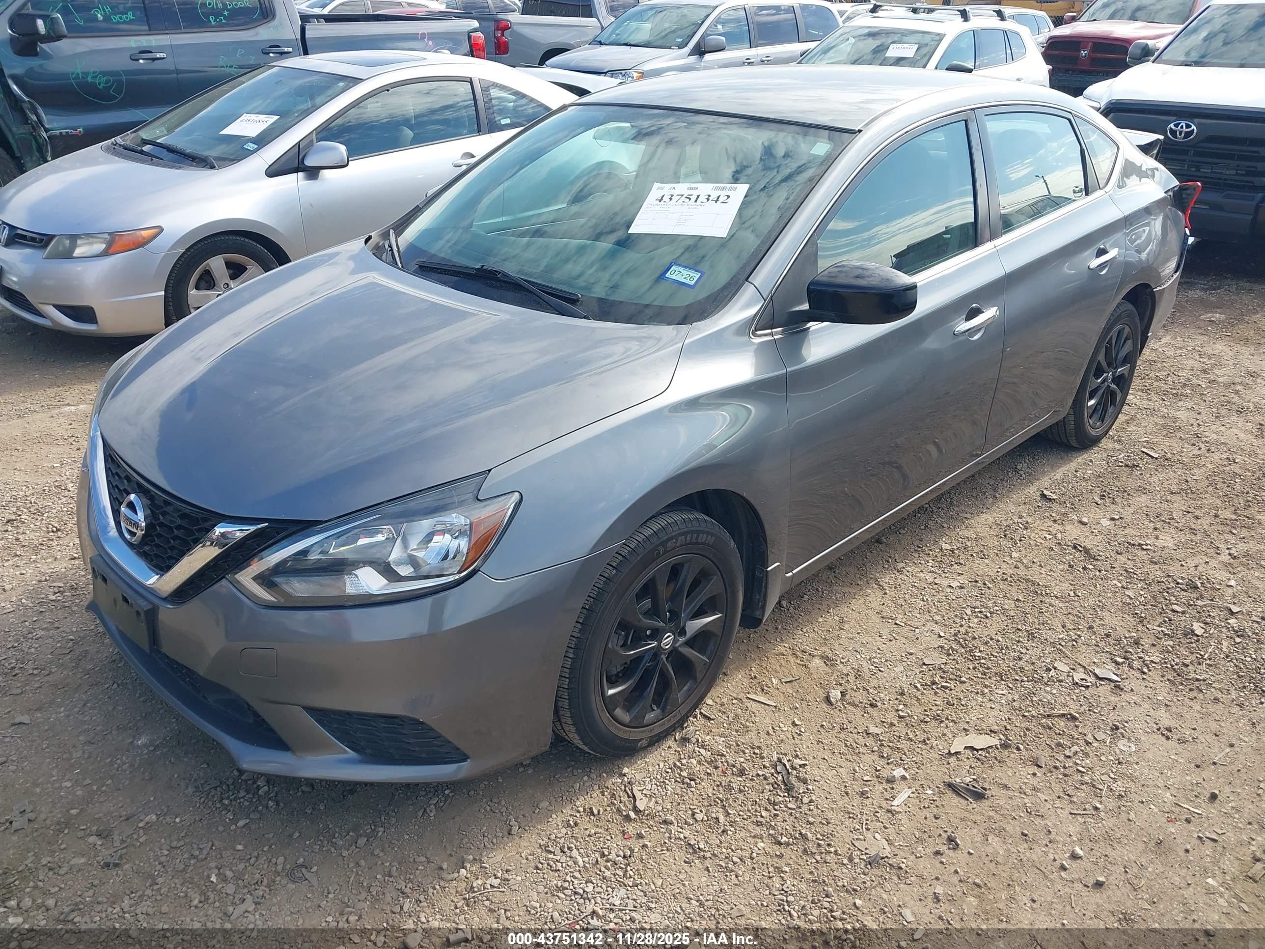 NISSAN SENTRA image 2