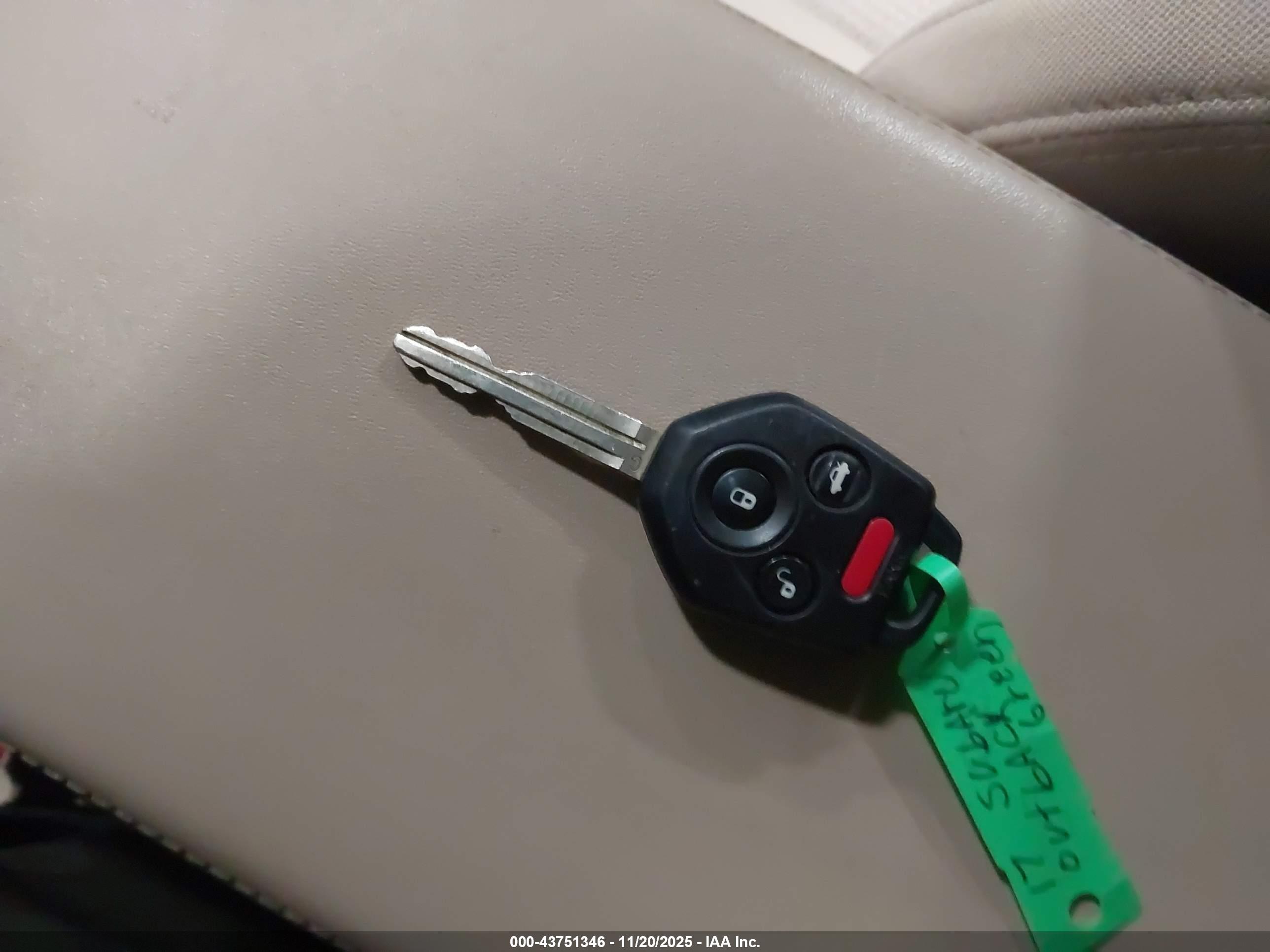 SUBARU OUTBACK image 11