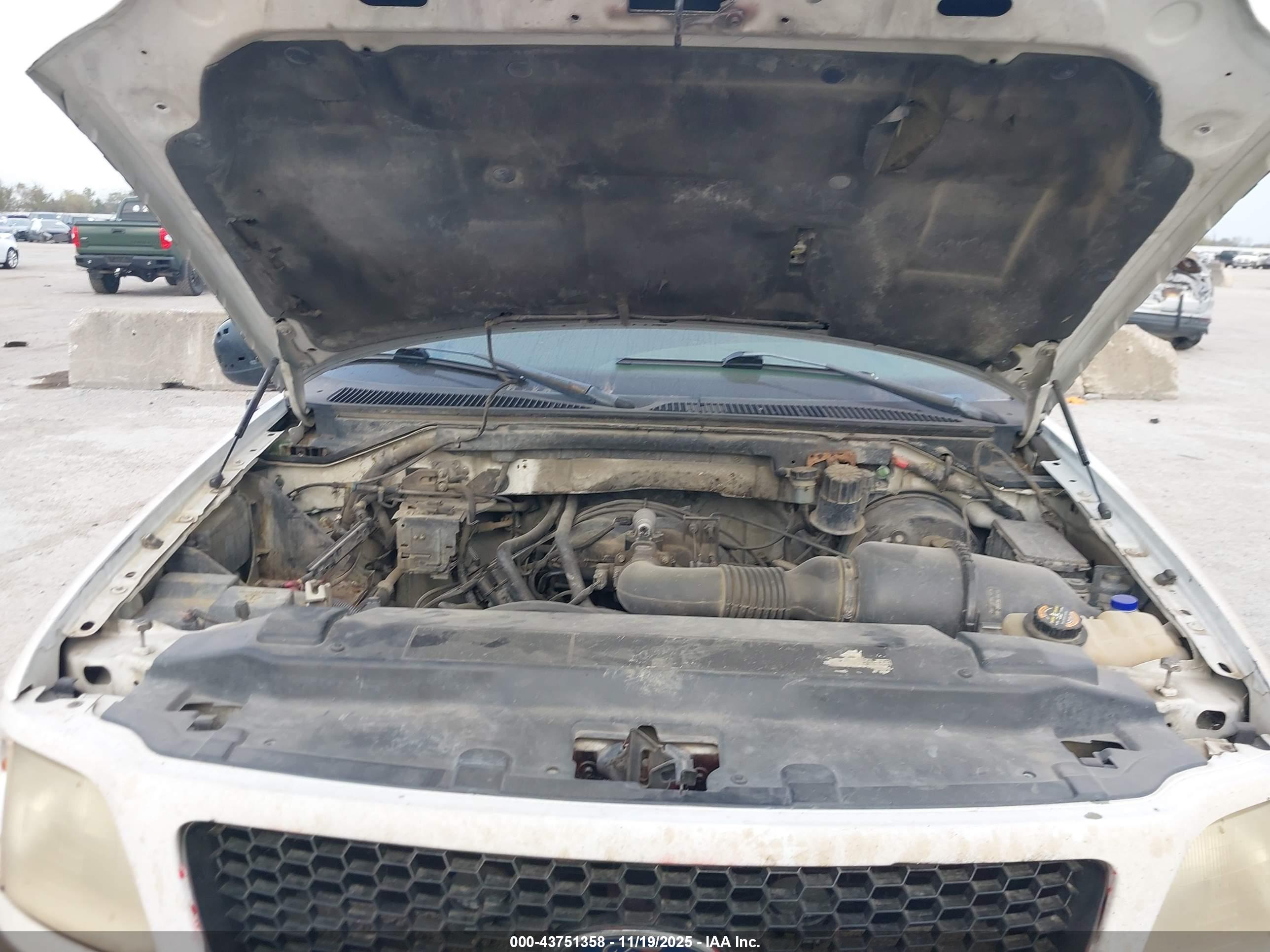 FORD F-150 image 10