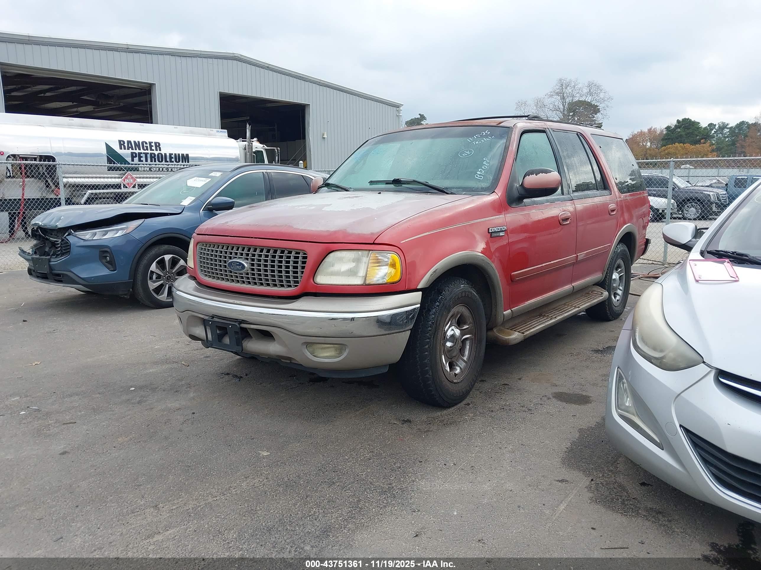 FORD EXPEDITION image 2
