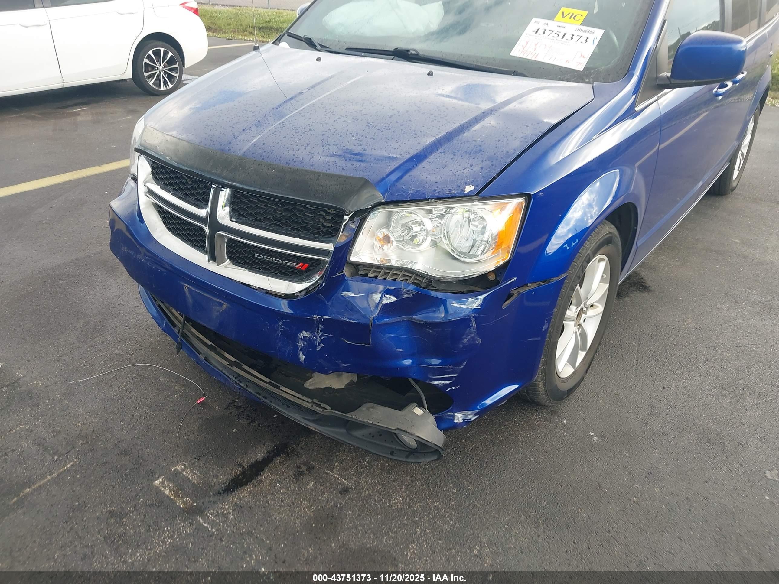 DODGE GRAND image 6