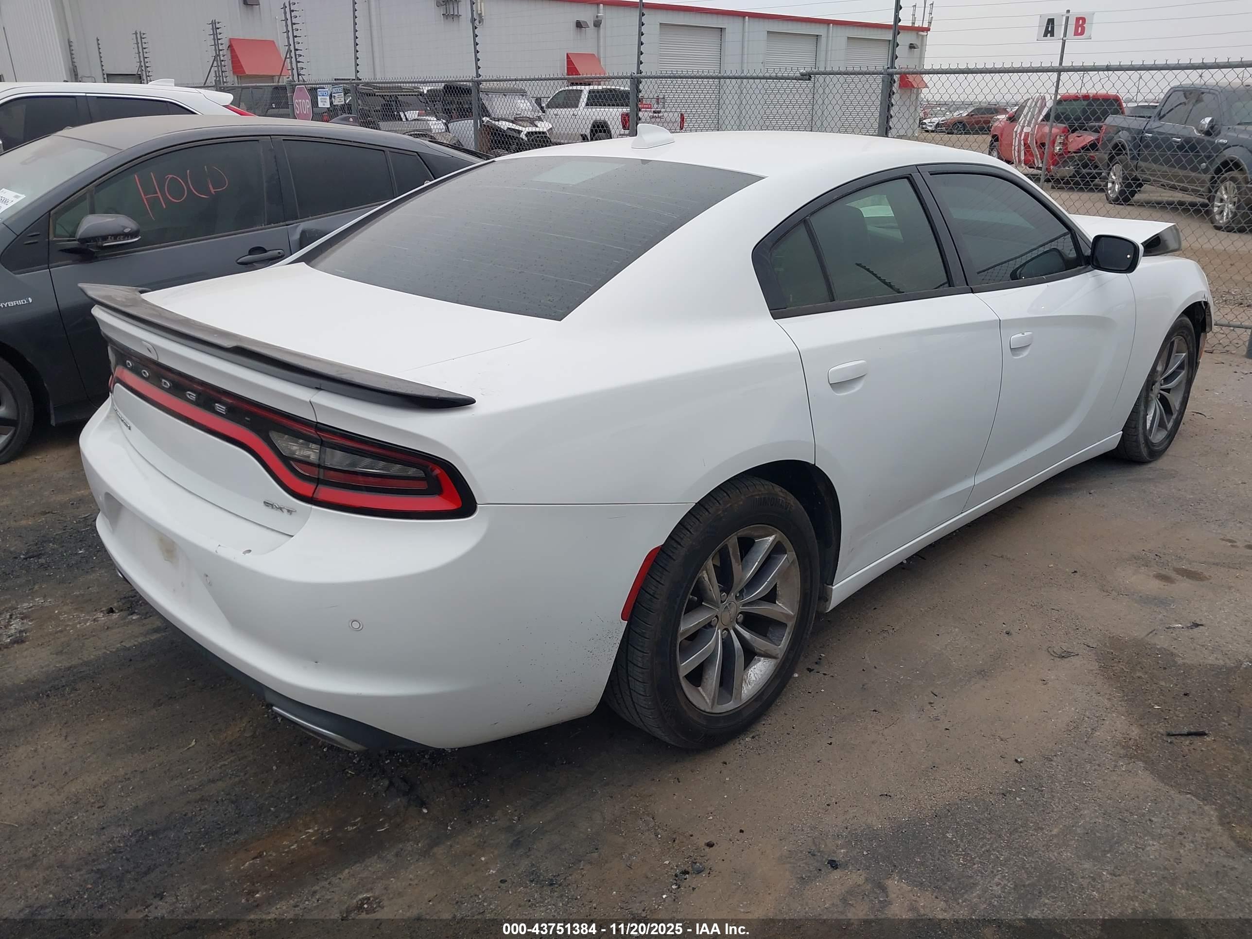 DODGE CHARGER image 4
