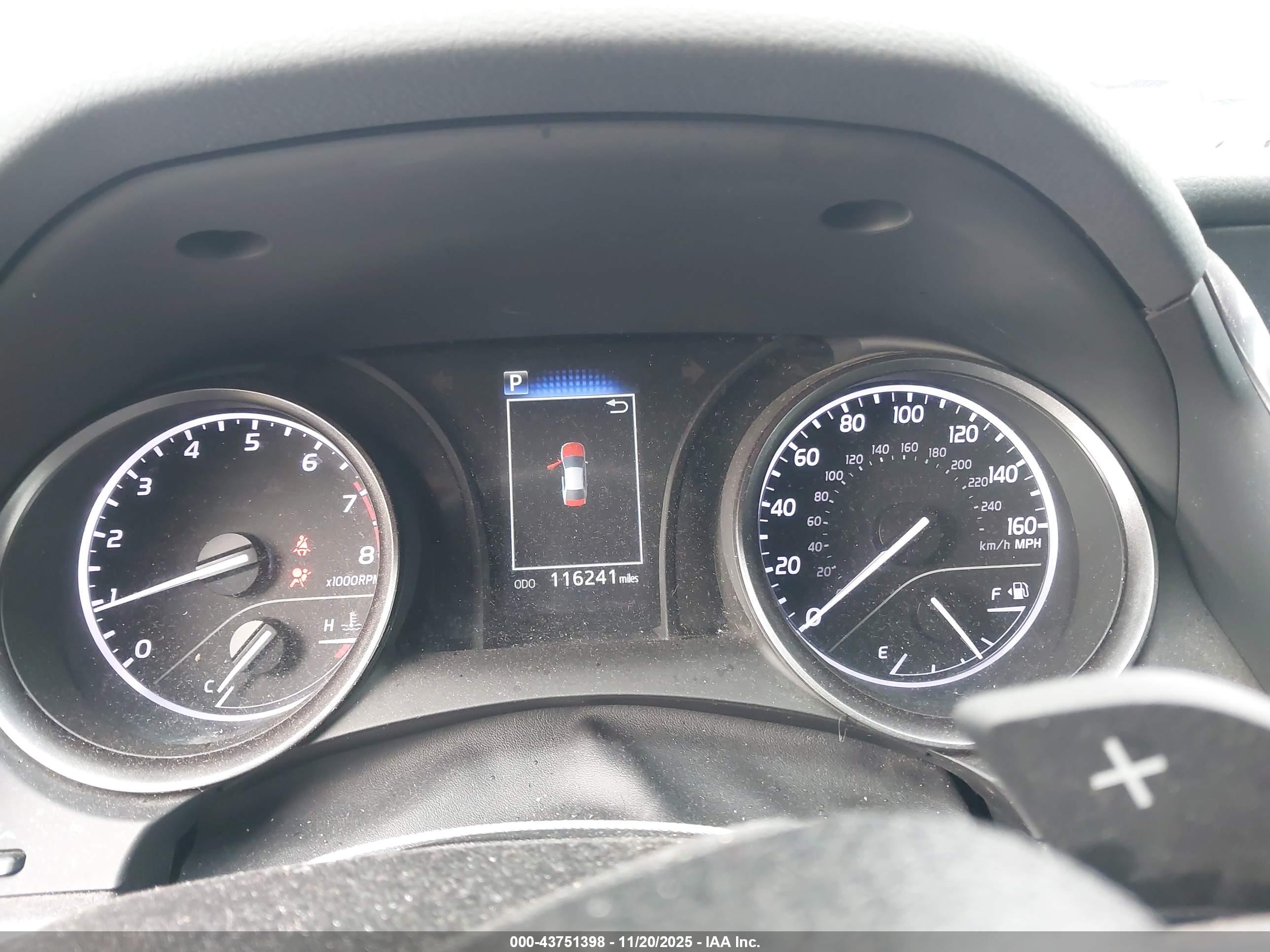 TOYOTA CAMRY image 7