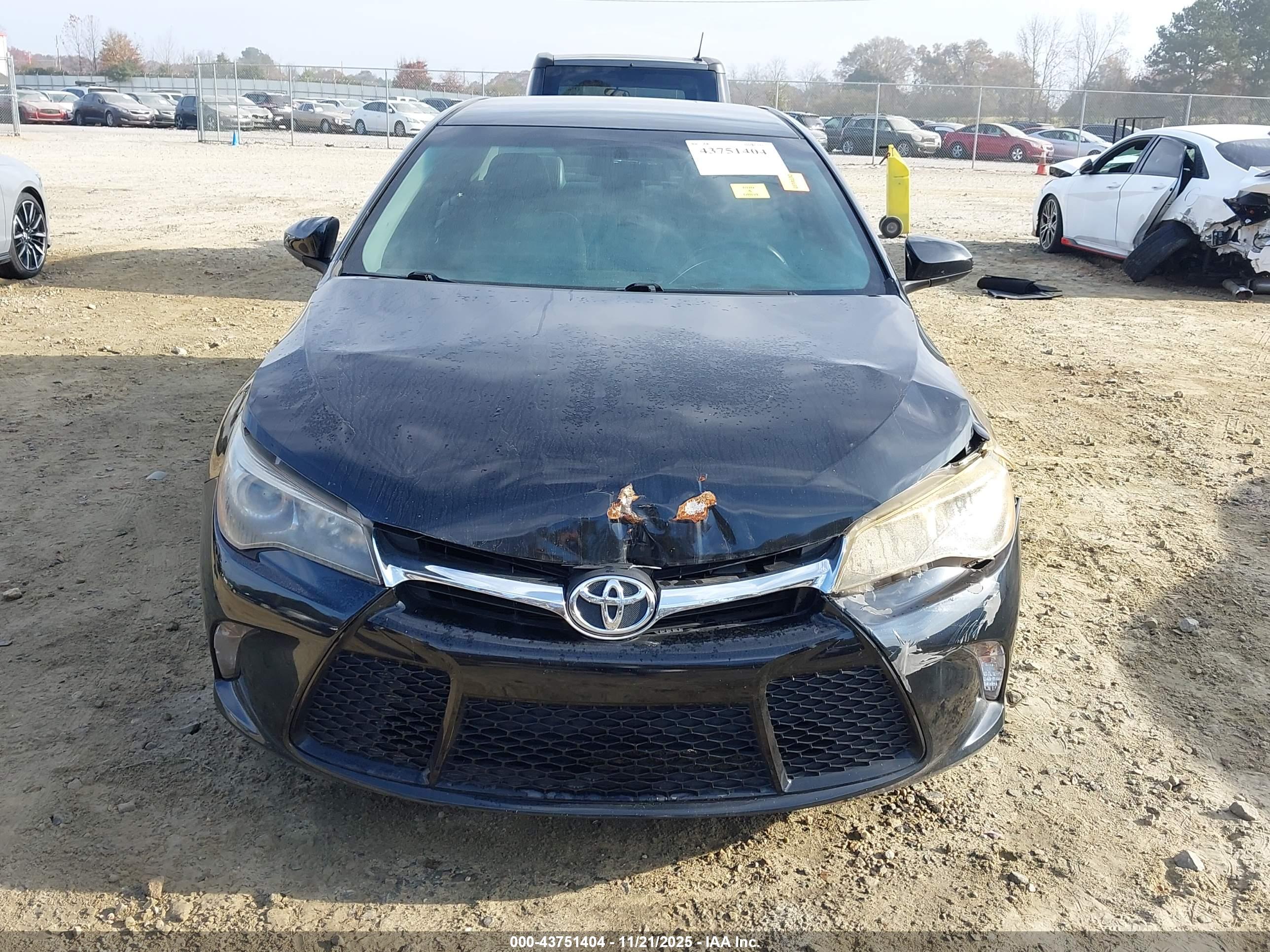 TOYOTA CAMRY image 6