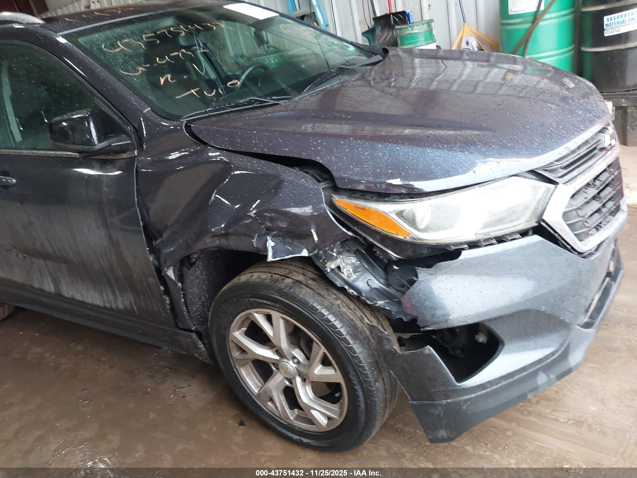 CHEVROLET EQUINOX image 6